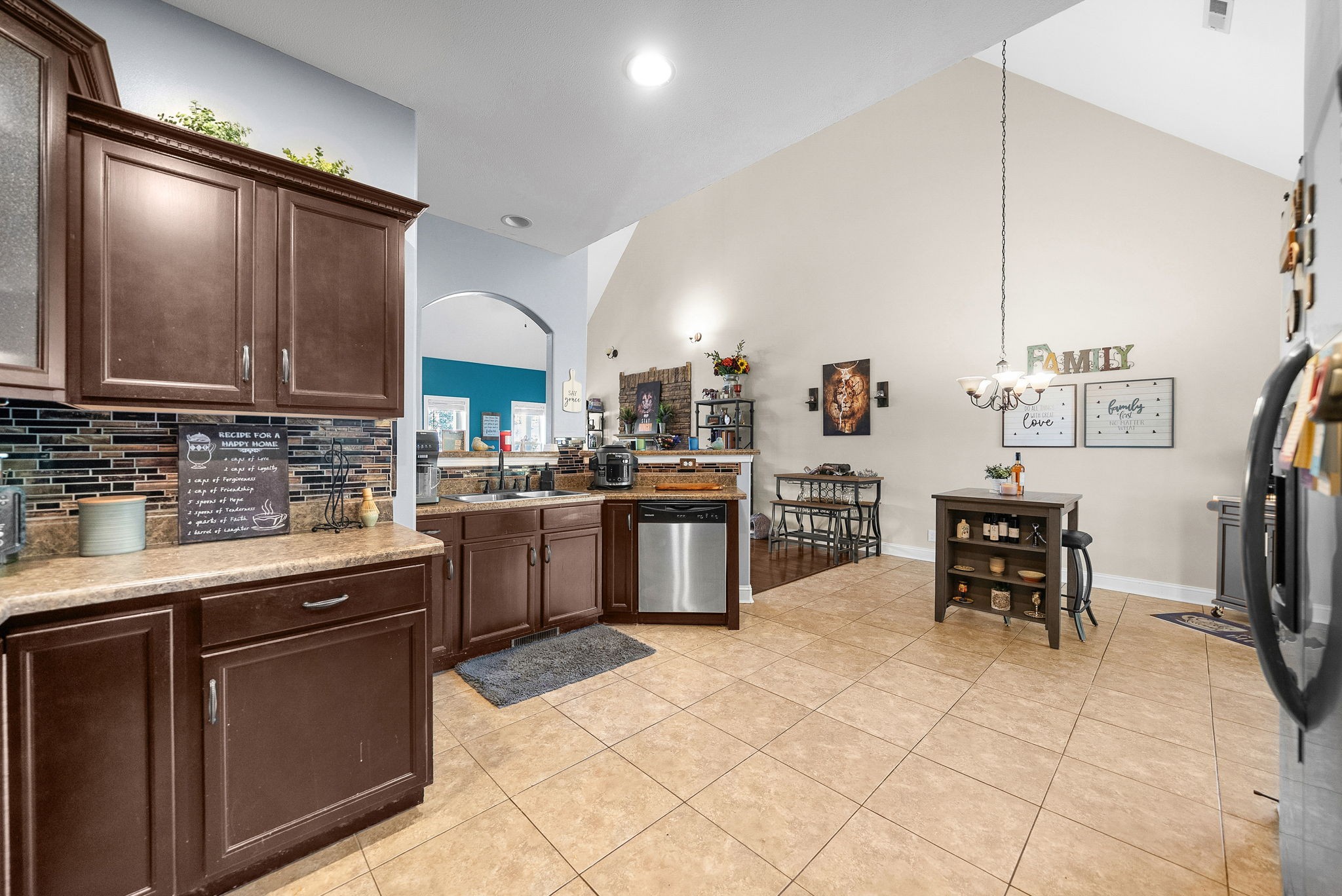 2445 Senseney Dr Property Photo 14