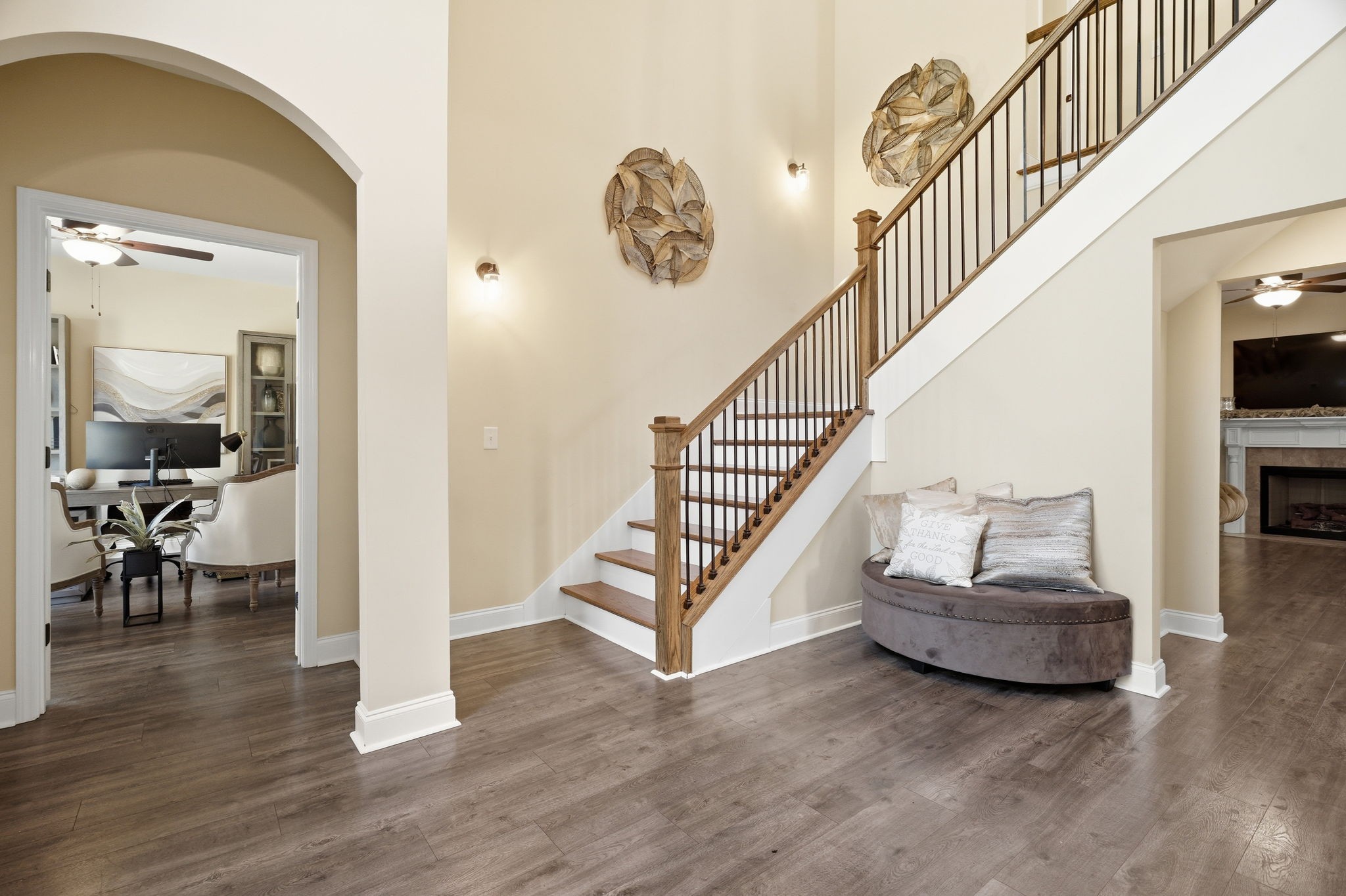 823 Shady Bluff Trl Property Photo 4