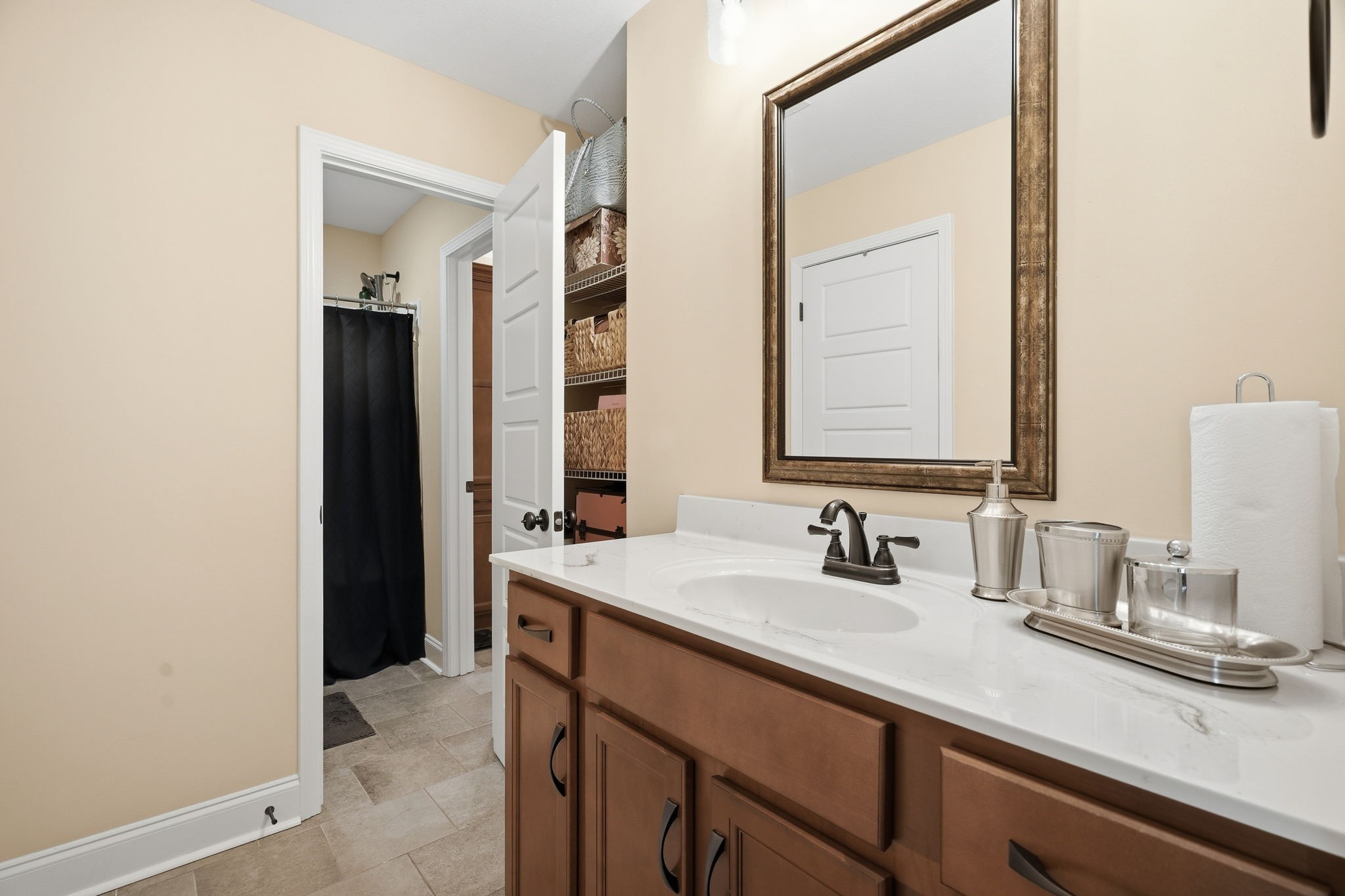 823 Shady Bluff Trl Property Photo 55