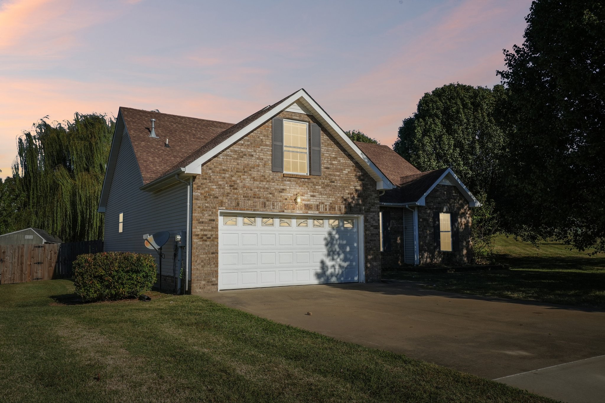 3358 Brownsville Rd Property Photo 1