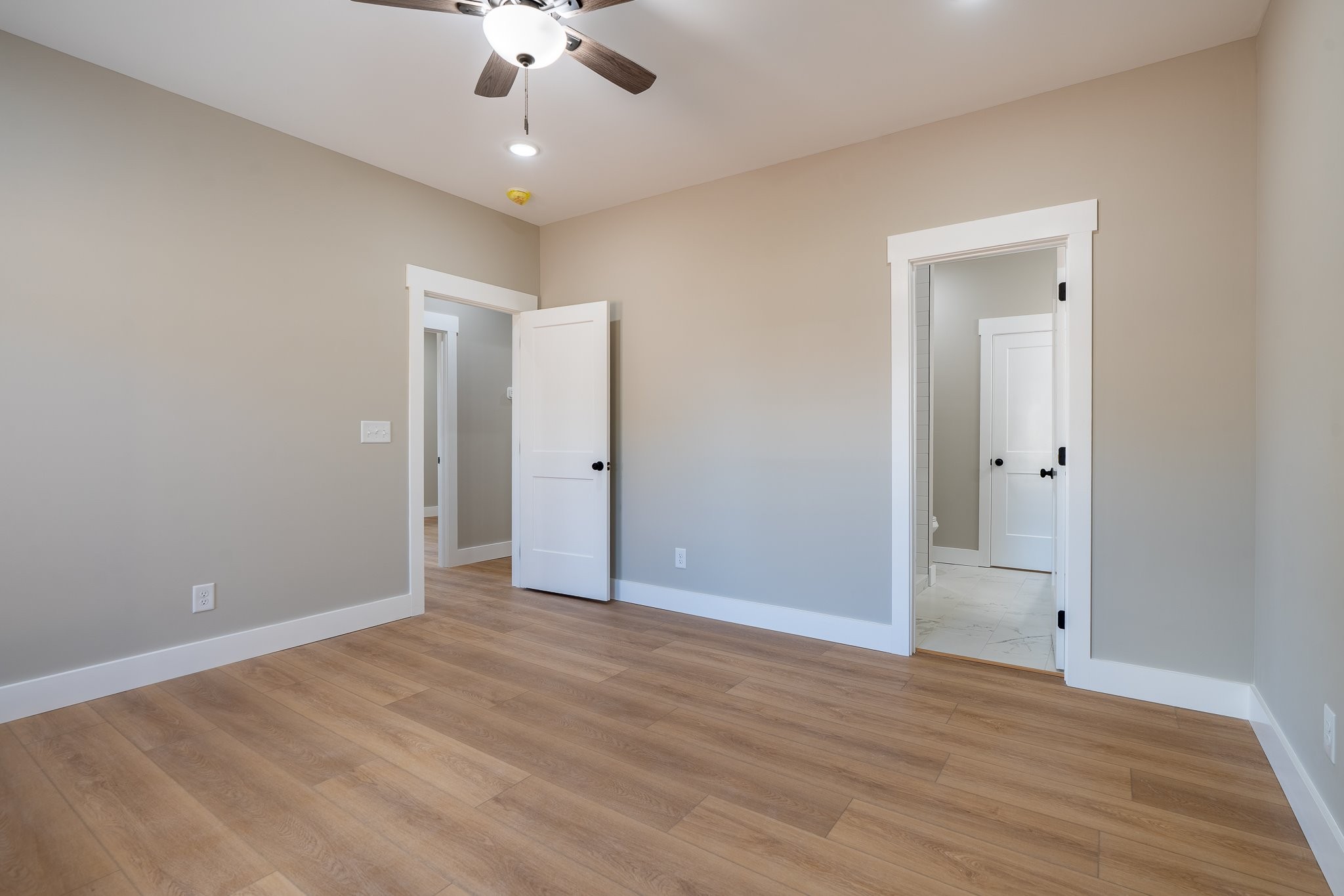 702 1st St Property Photo 15