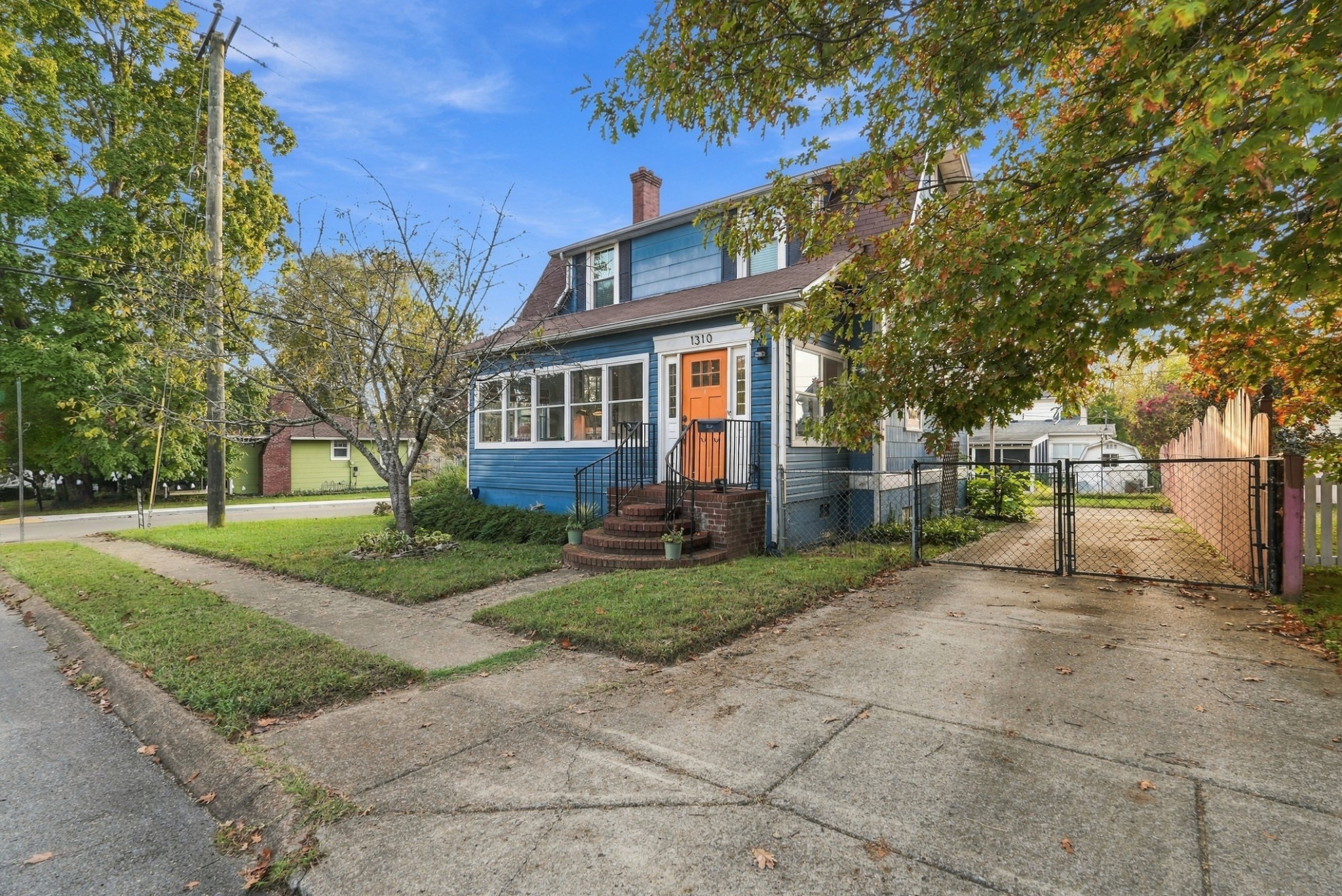 1310 Birdsall St Property Photo 1