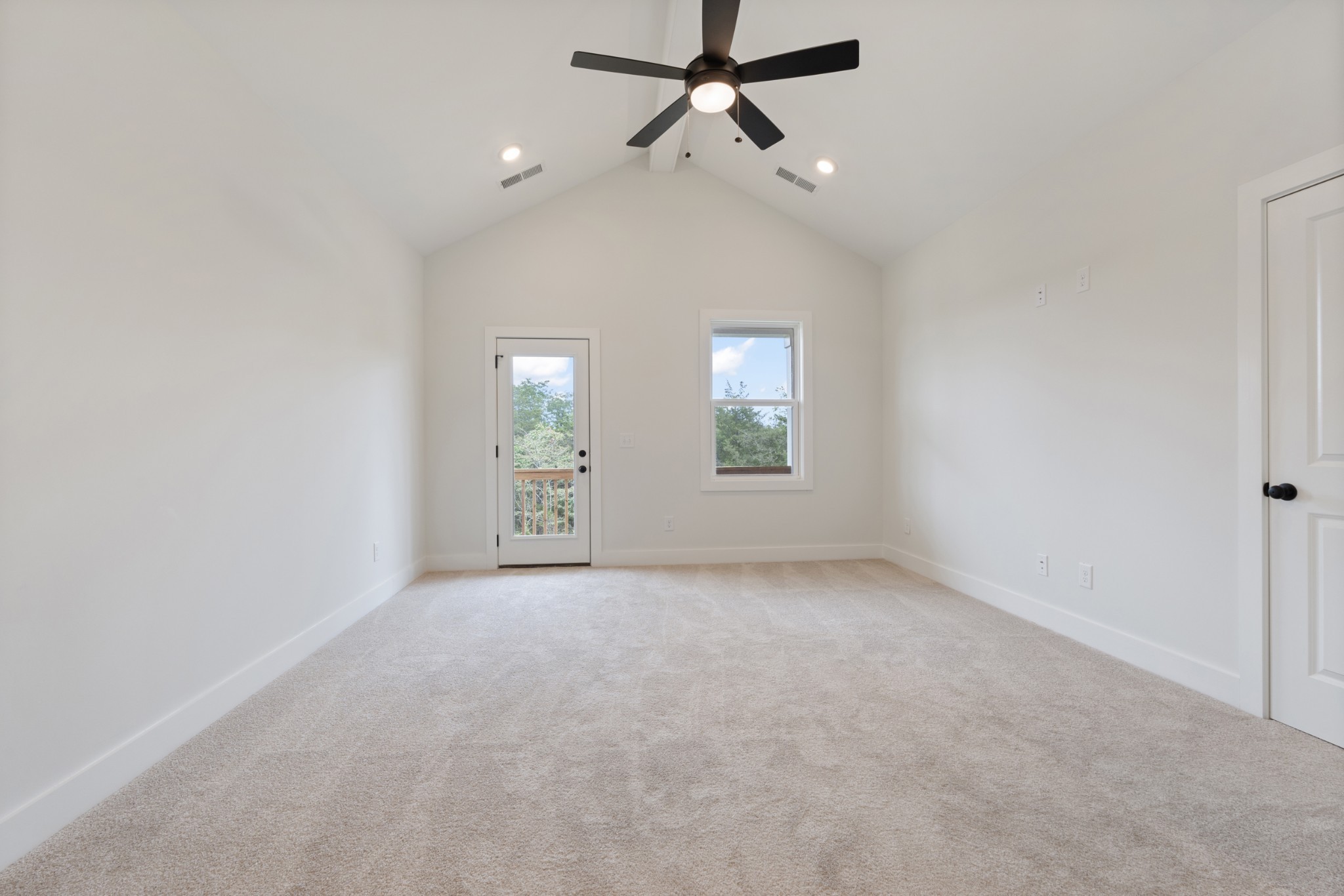 102 Stewarts Landing Dr Property Photo 20