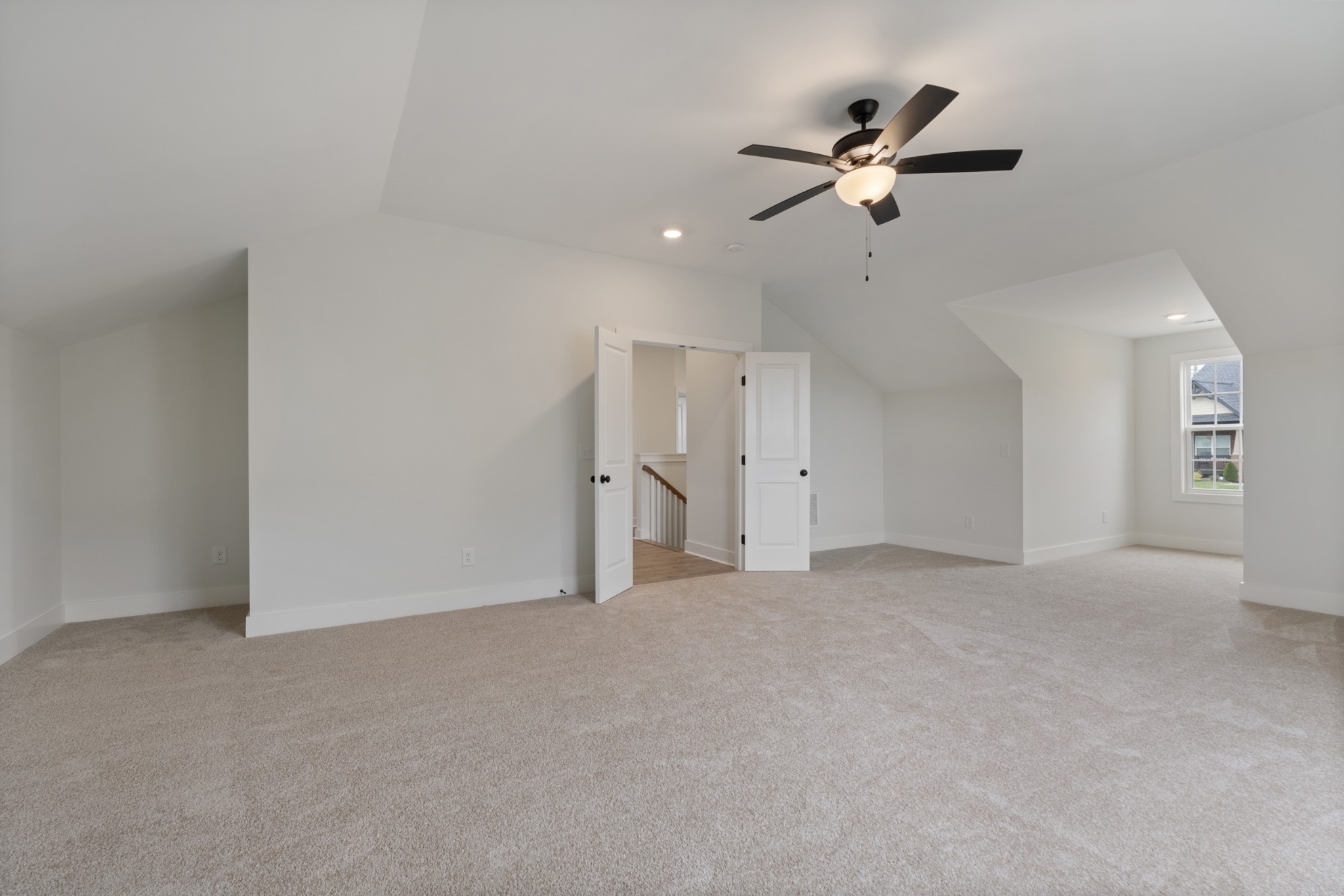 102 Stewarts Landing Dr Property Photo 27