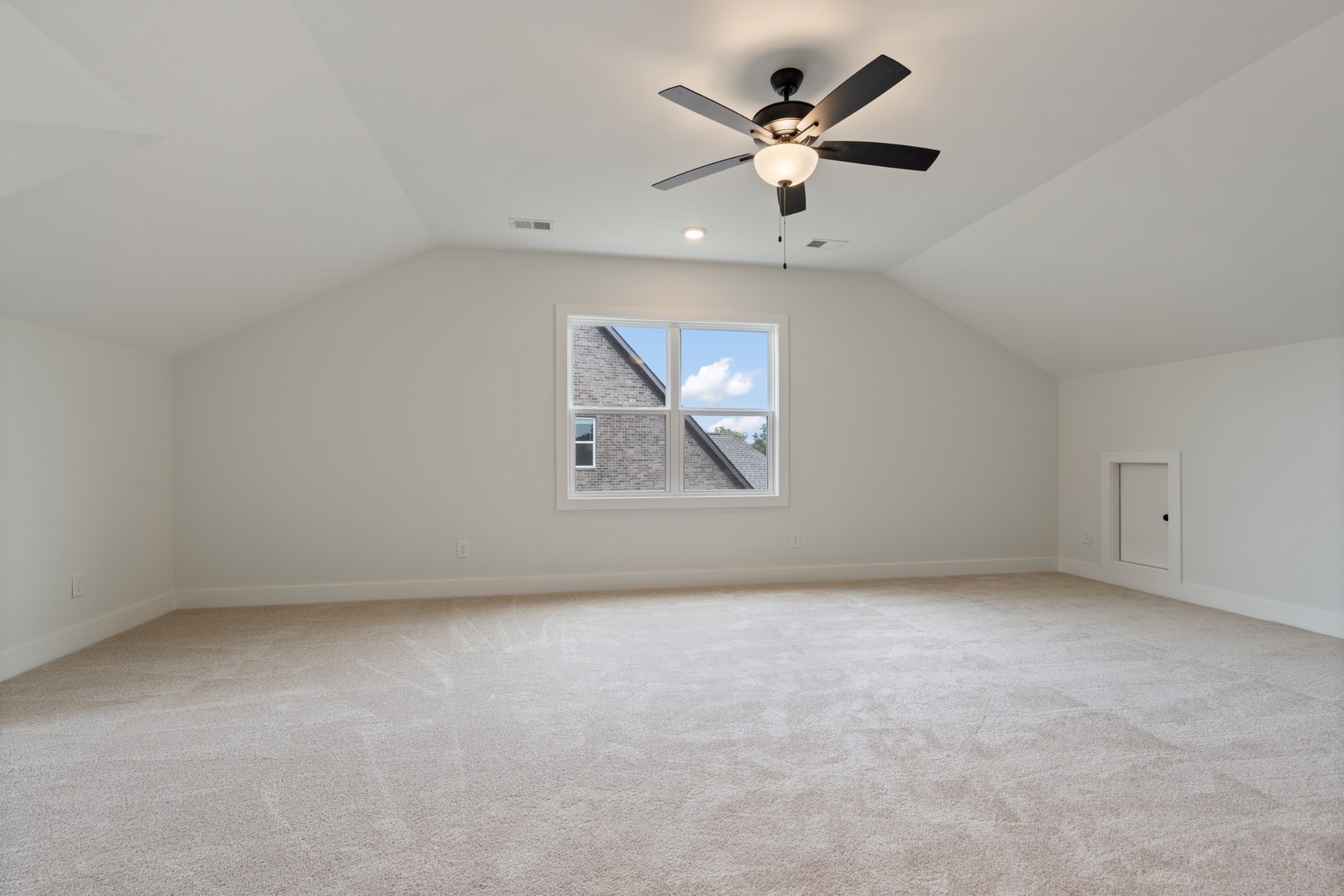 102 Stewarts Landing Dr Property Photo 29