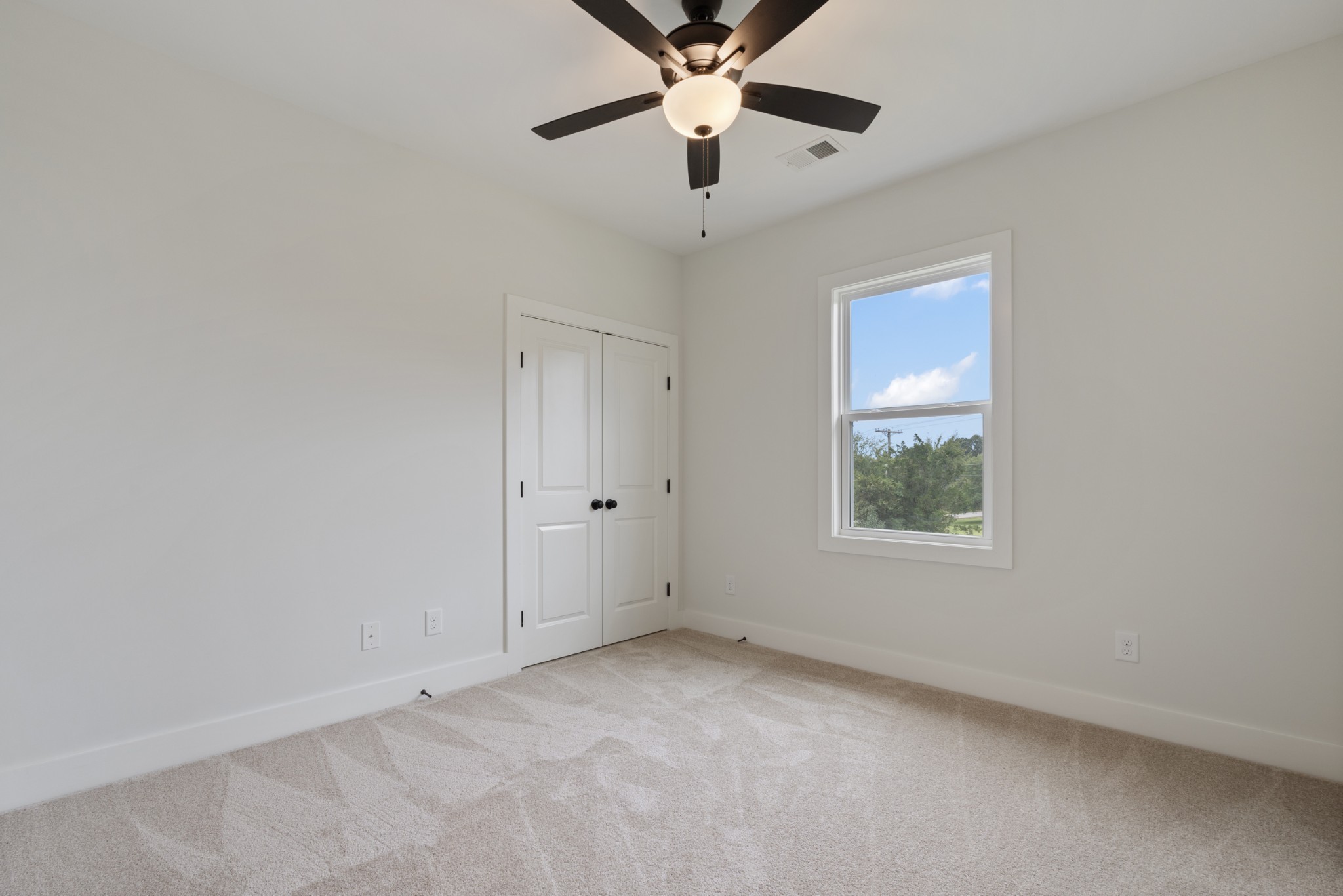 102 Stewarts Landing Dr Property Photo 30