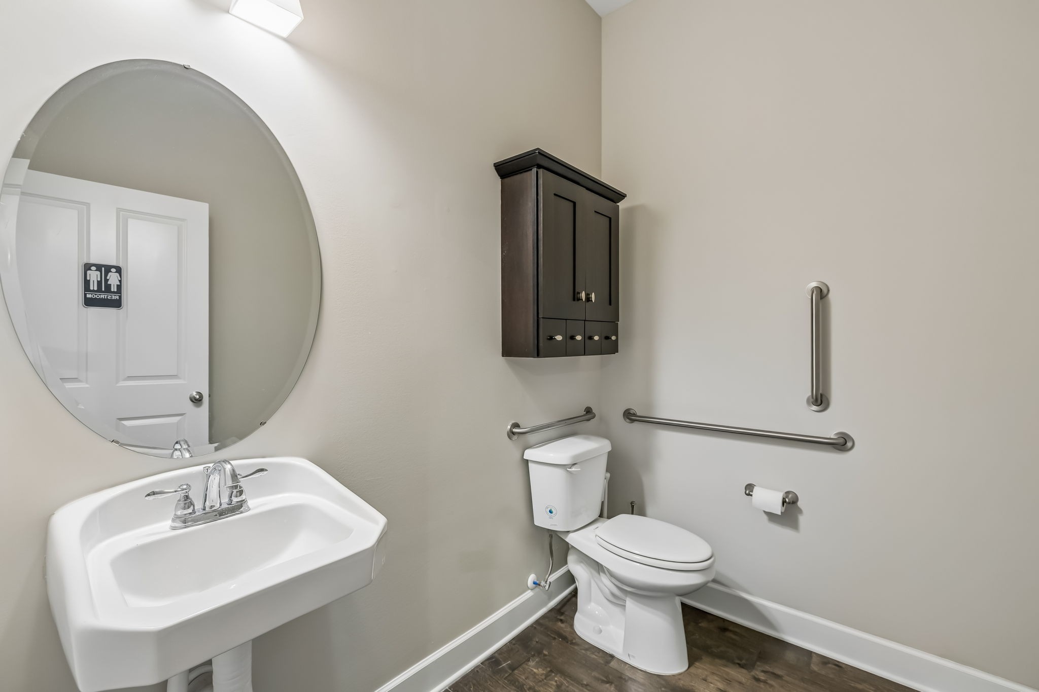 1015 Avery Park Dr Property Photo 7