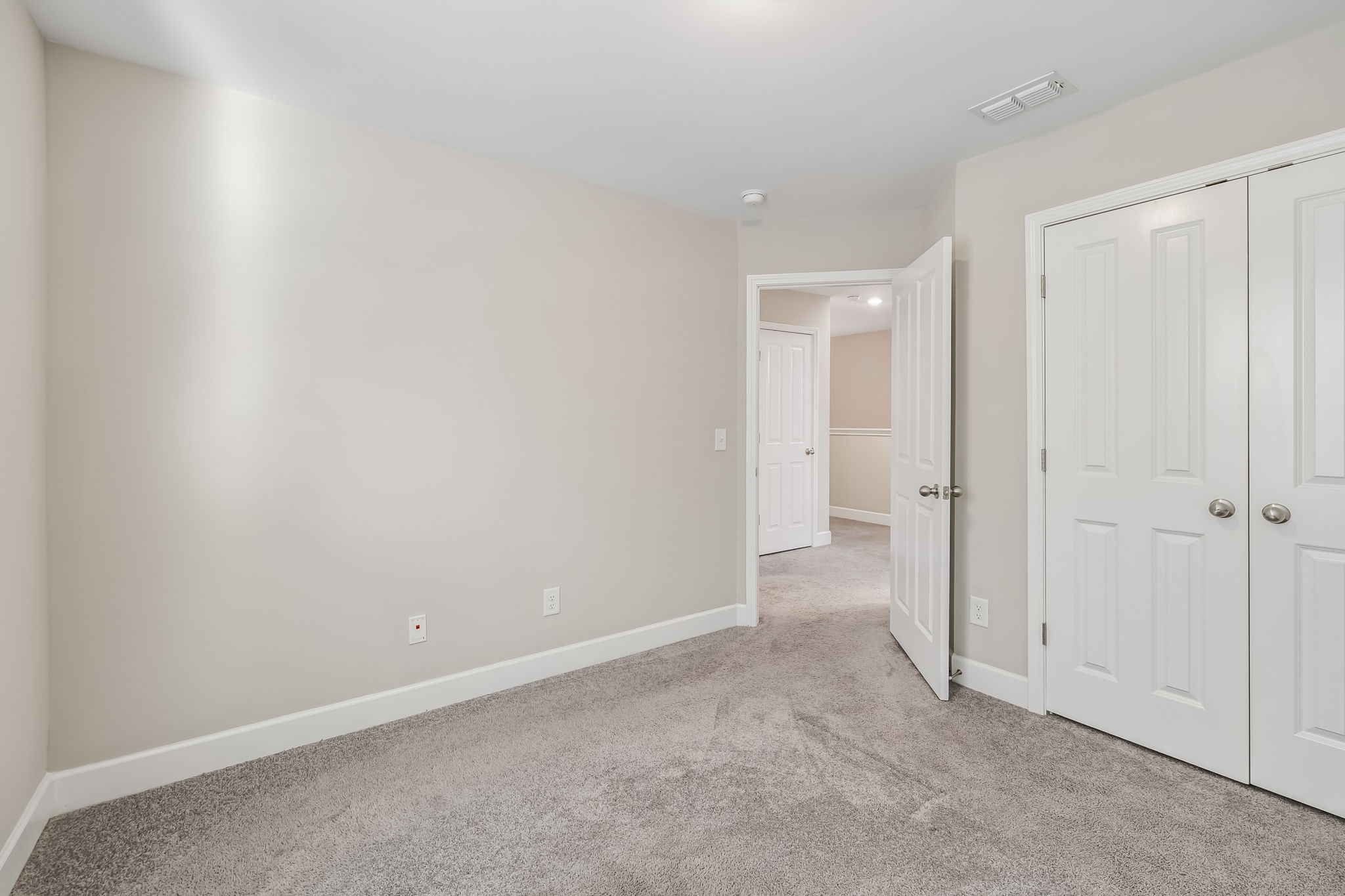 1015 Avery Park Dr Property Photo 21