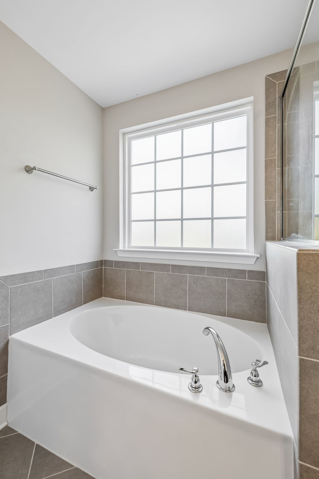 1015 Avery Park Dr Property Photo 29