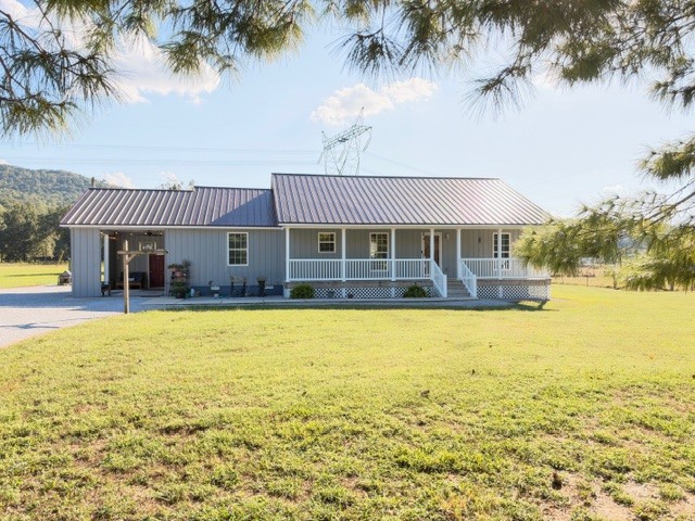 4058 Payne Cove Rd Property Photo 1