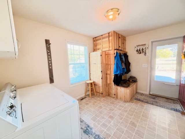 4058 Payne Cove Rd Property Photo 16
