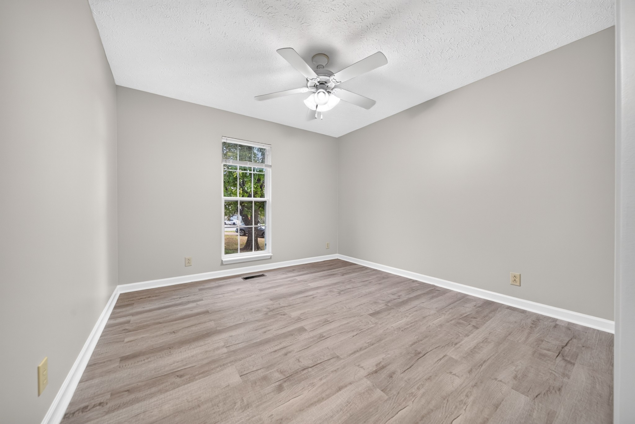 1305 Joust Ct Property Photo 30