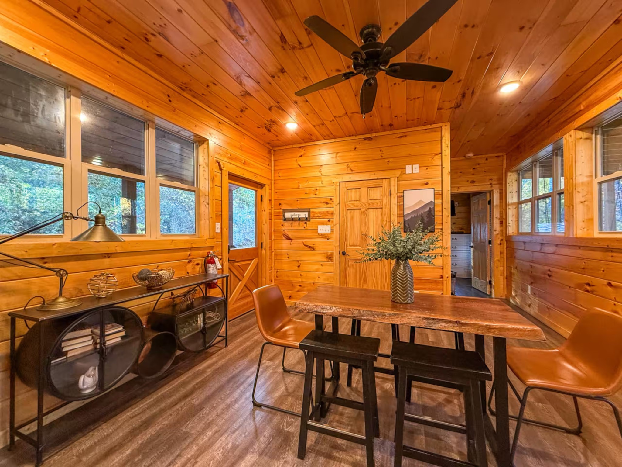 2016 Shamrock Way Property Photo 11
