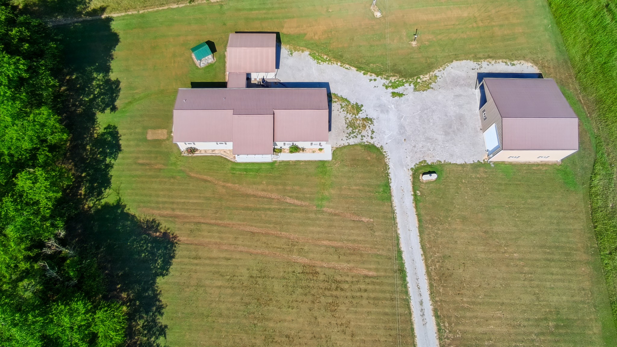 820 New Herman Rd Property Photo 6
