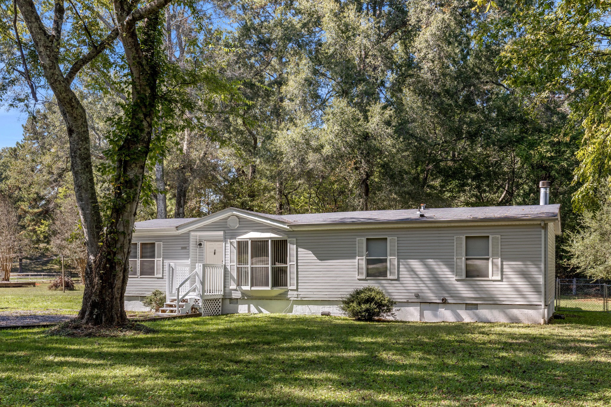 5345 Hunter Road Property Photo 5