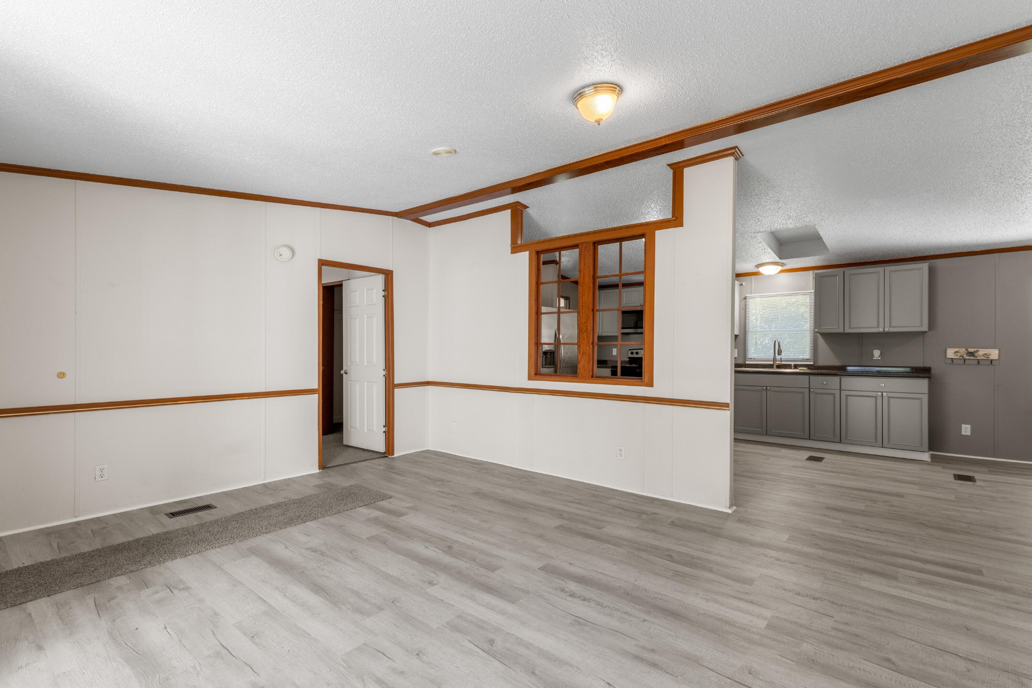 5345 Hunter Road Property Photo 9