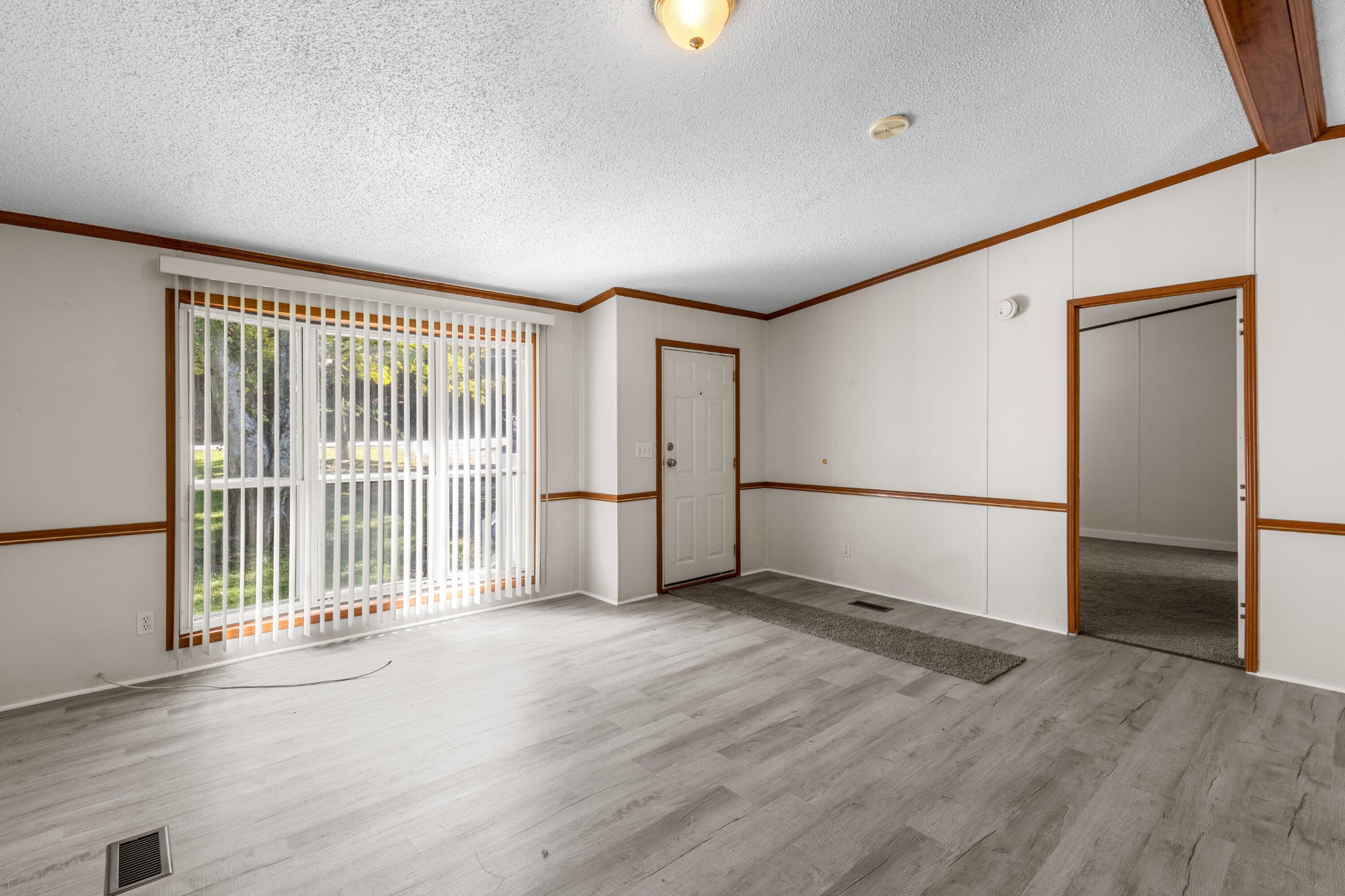 5345 Hunter Road Property Photo 10