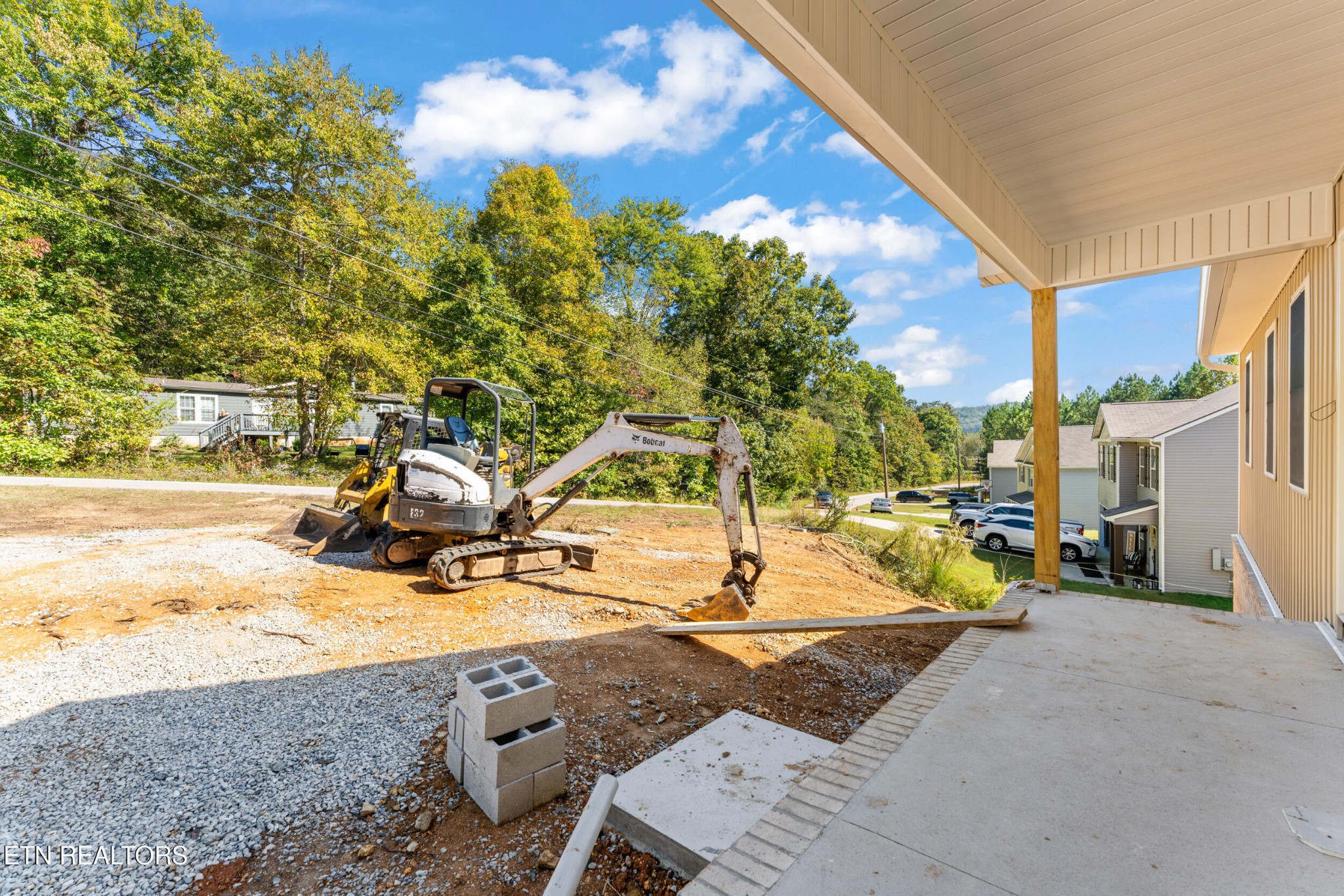 646 High Point Orchard Rd Property Photo 3