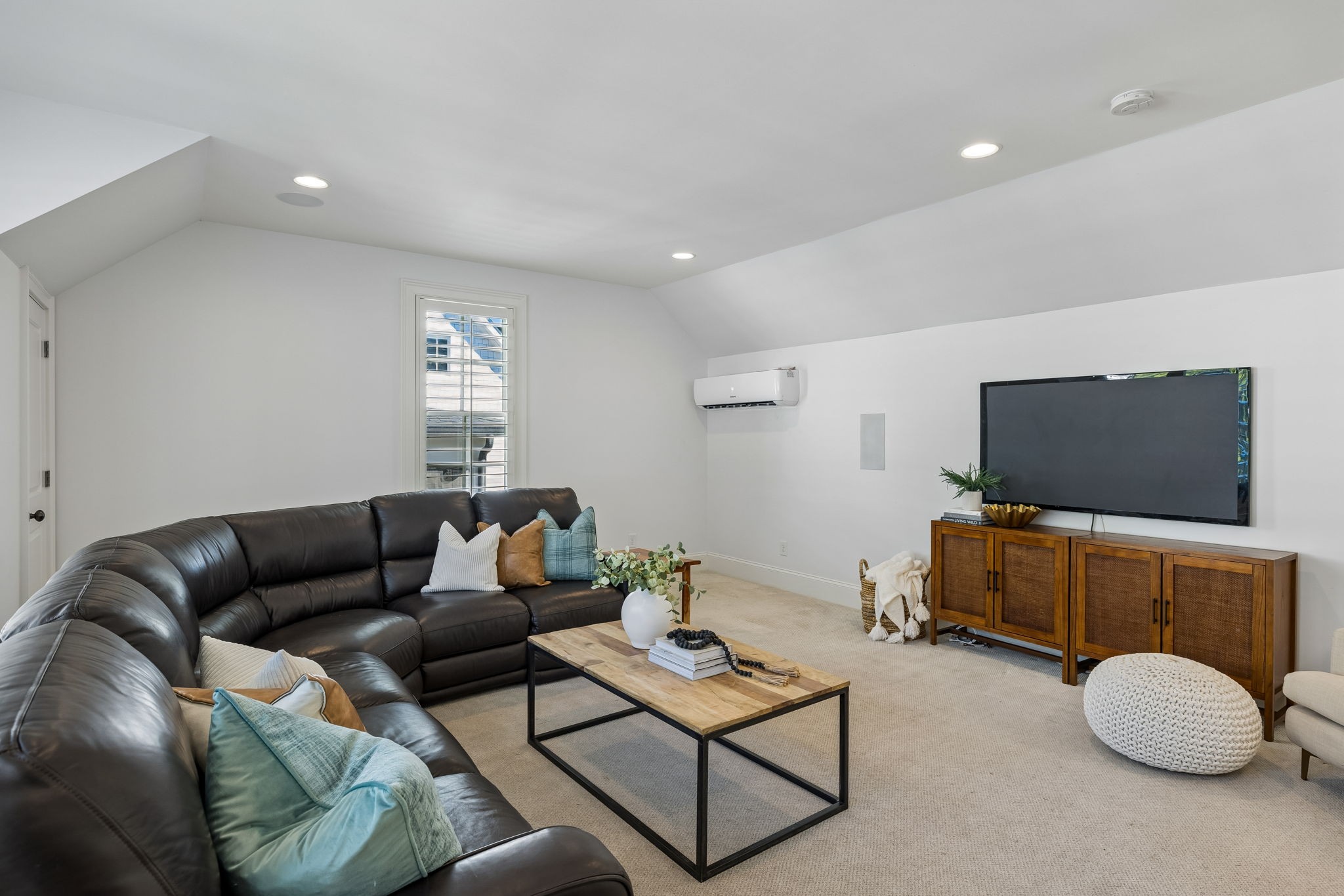1017 Benelli Park Ct Property Photo 27