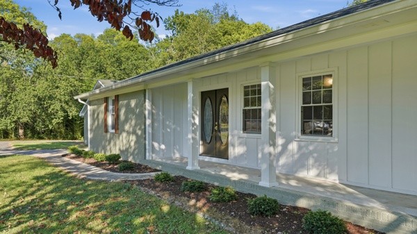 185 Lakeside Dr Property Photo 4