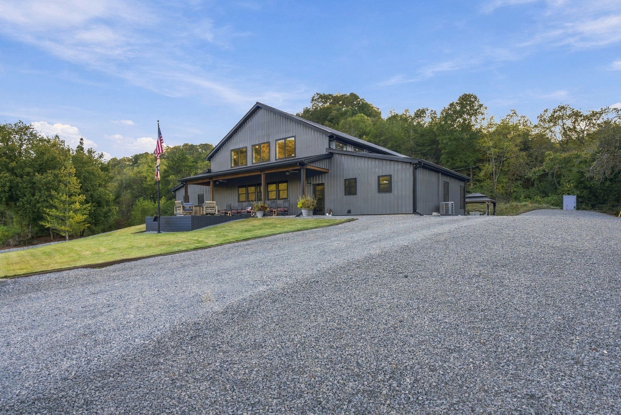 1244 Morrison Creek Rd Property Photo 4