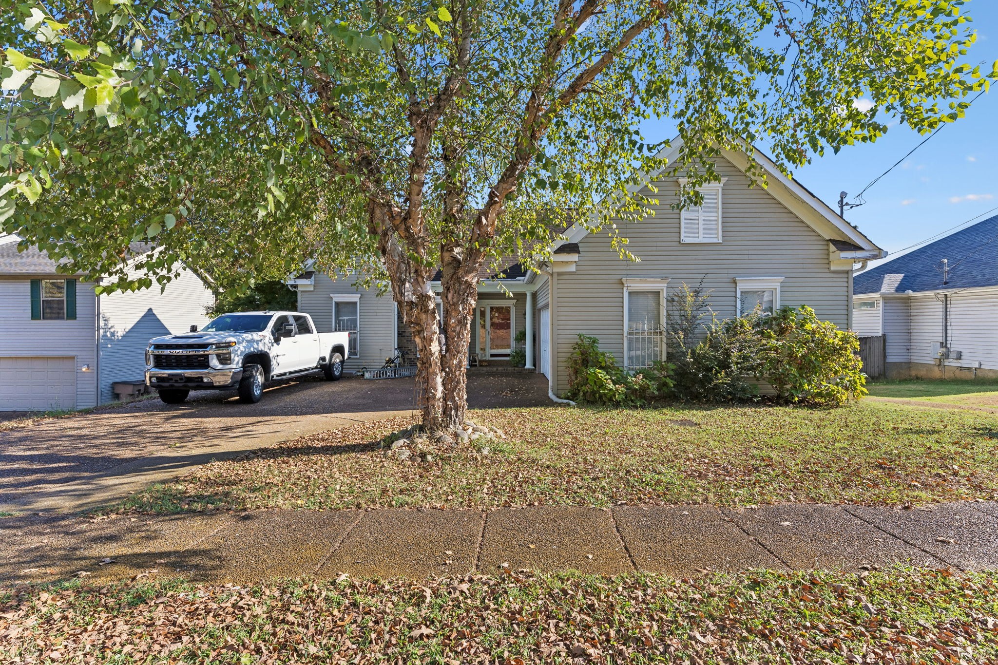 6012 Legend Dr Property Photo 2