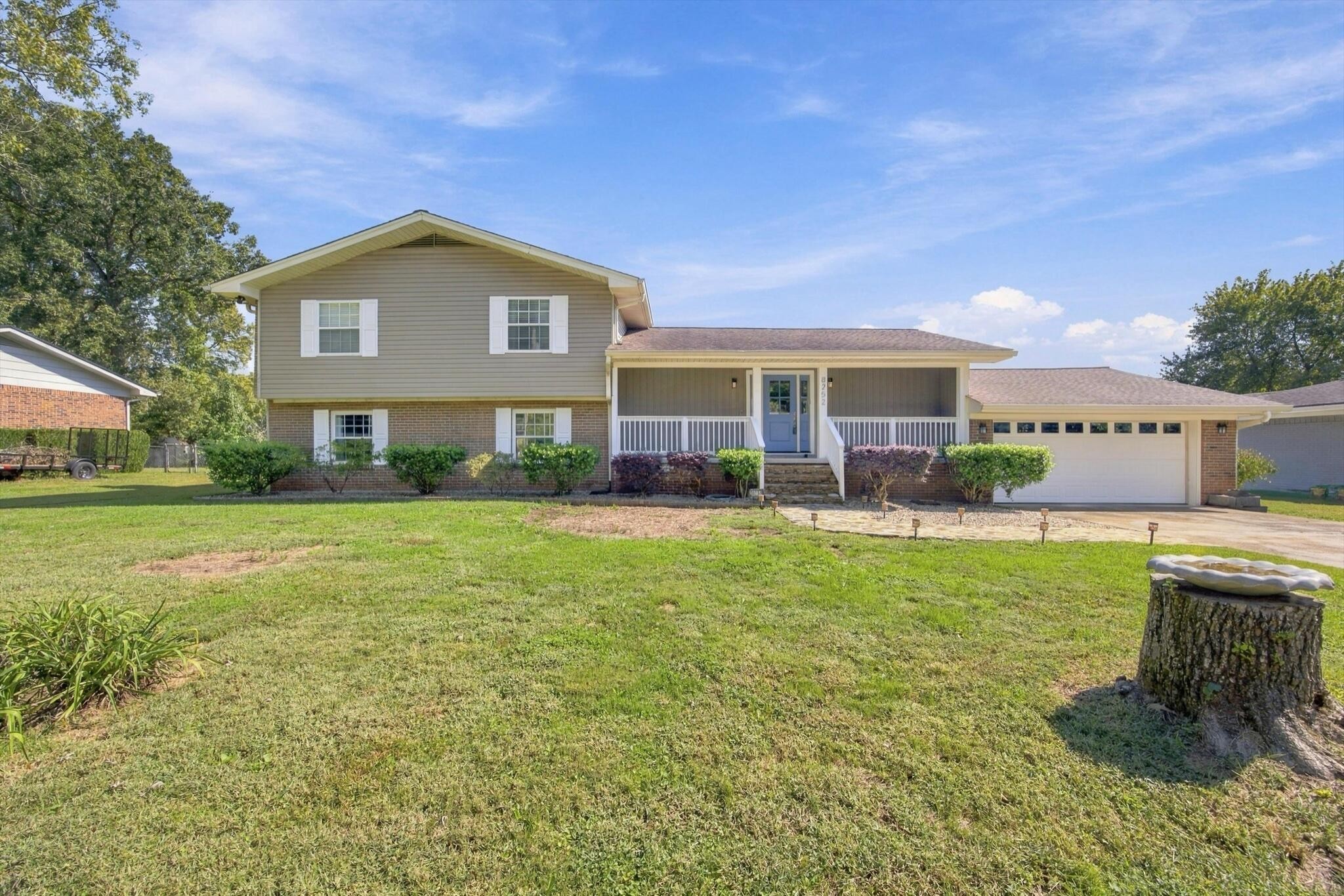 8252 Oxford Drive Property Photo 1