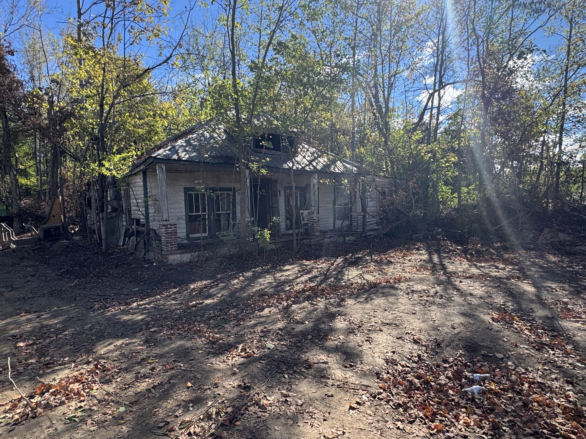 2207 River Rd Property Photo 9