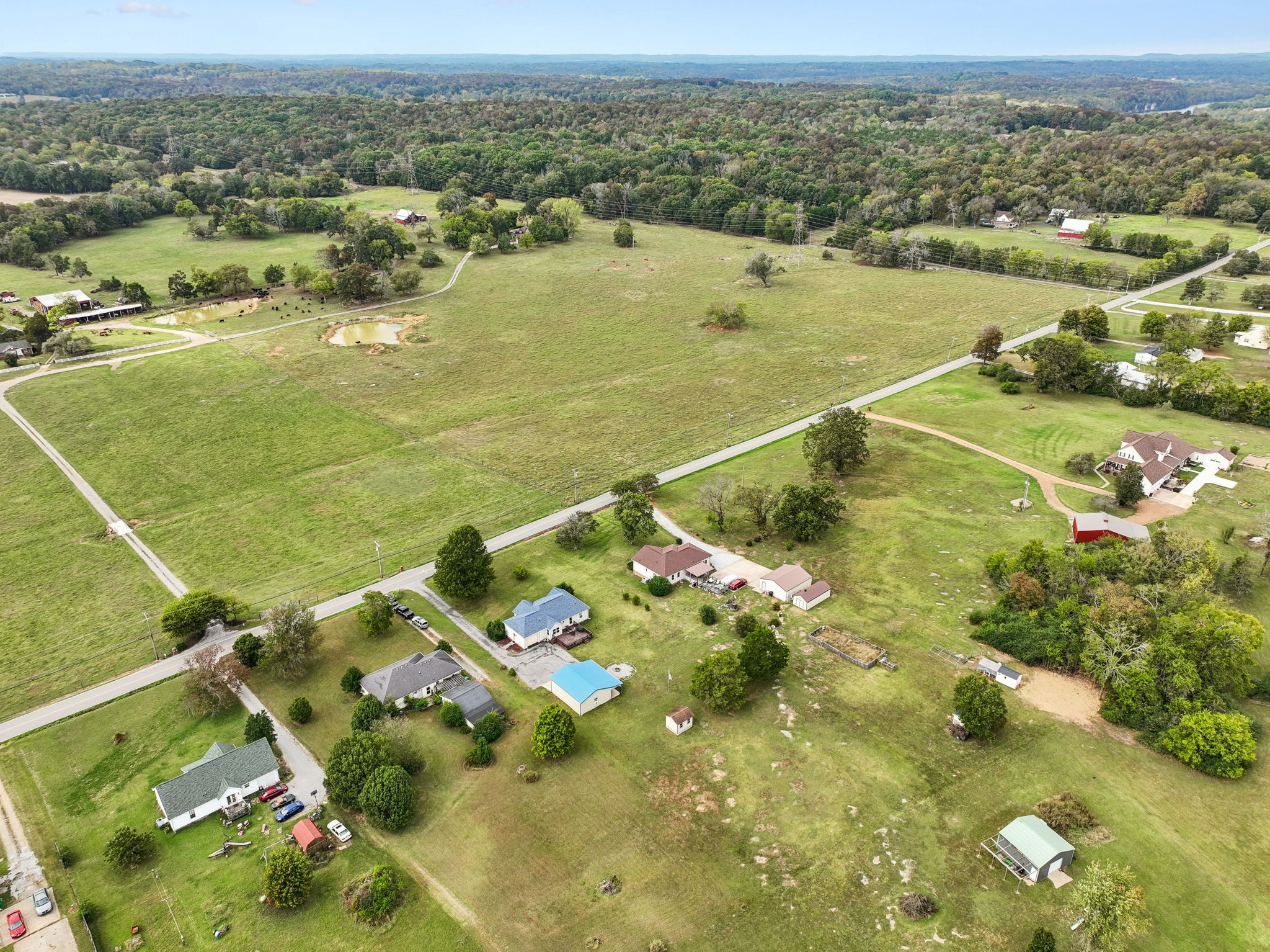 447 Old Hunters Point Pike, N Property Photo 3