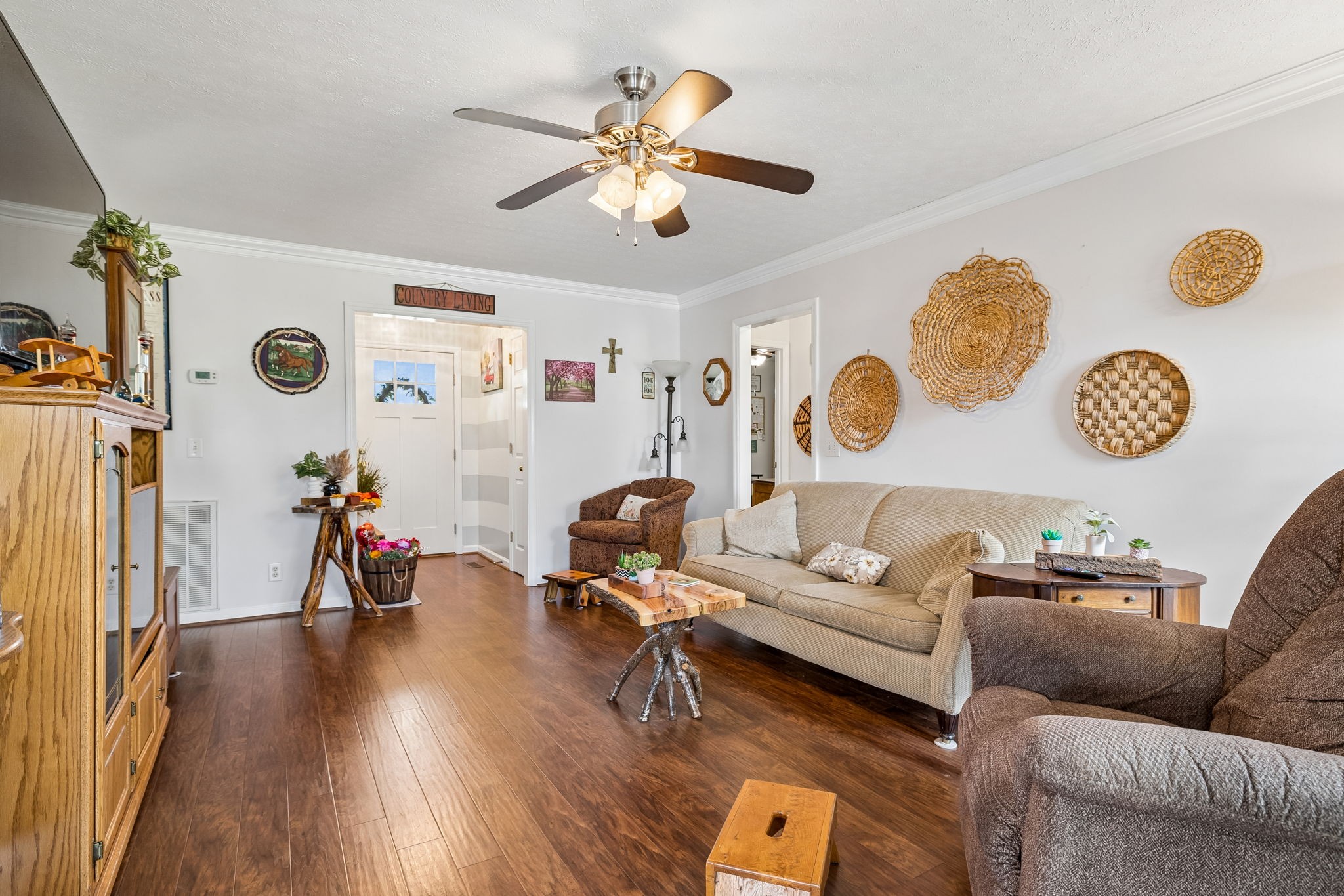 447 Old Hunters Point Pike, N Property Photo 4