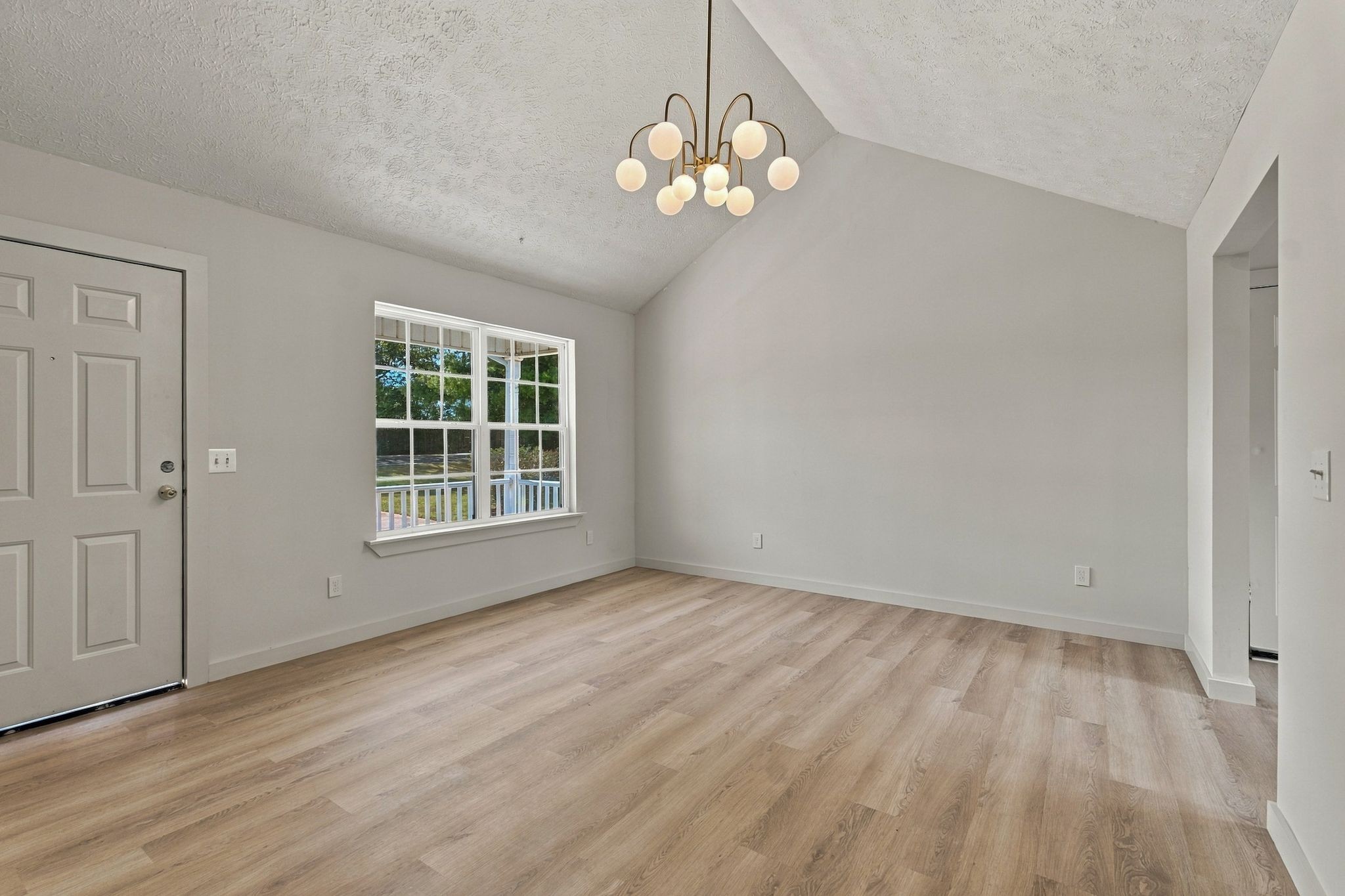 1023 E Jefferson Pike Property Photo 12