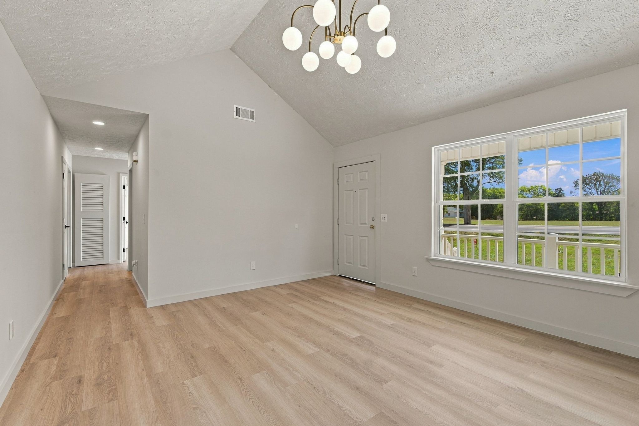 1023 E Jefferson Pike Property Photo 17