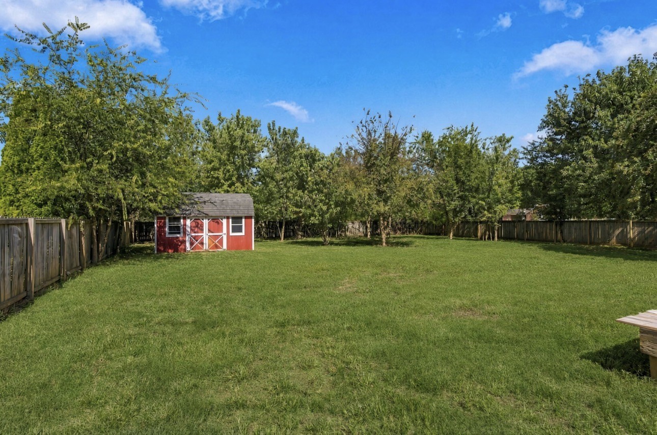 1023 E Jefferson Pike Property Photo 22