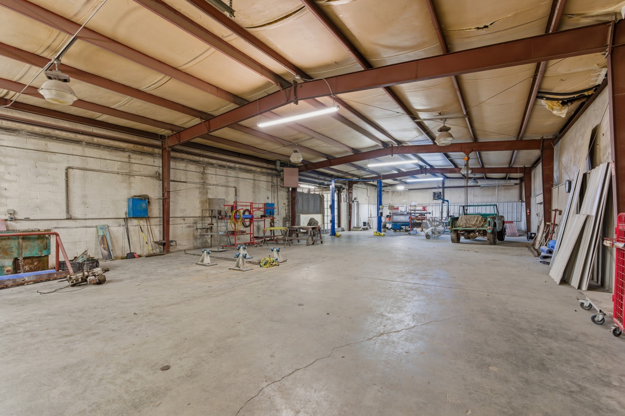910 51st Ave, N Property Photo 15
