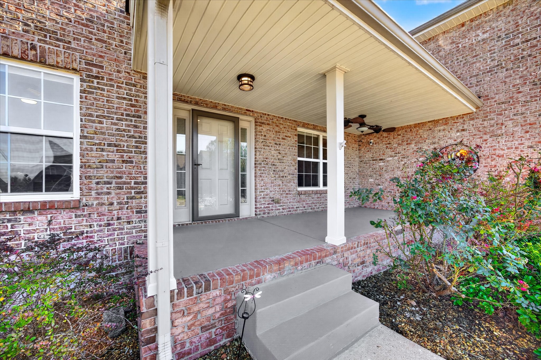 3205 Timberdale Dr Property Photo 5
