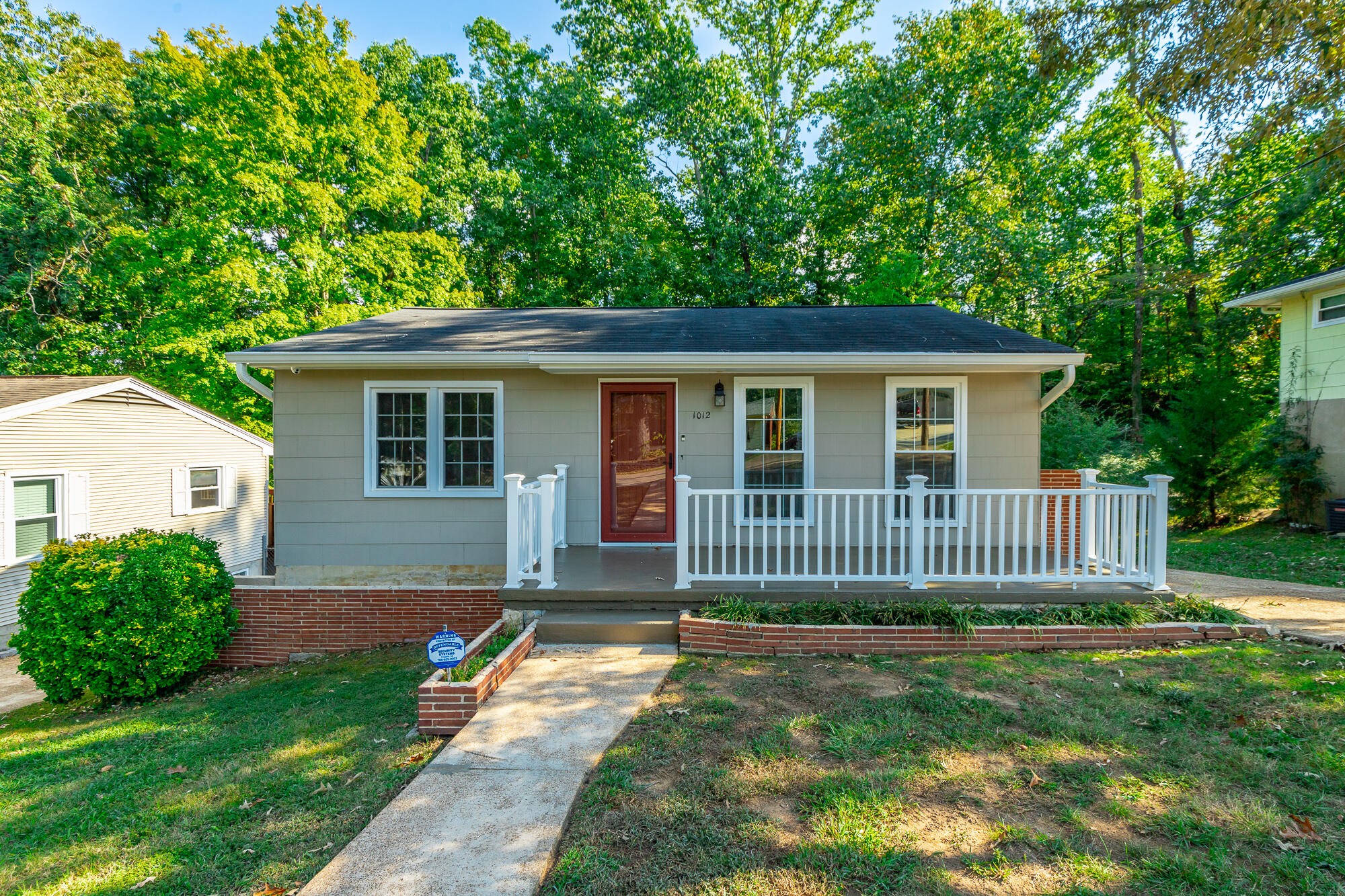 1012 Summer Street Property Photo 1