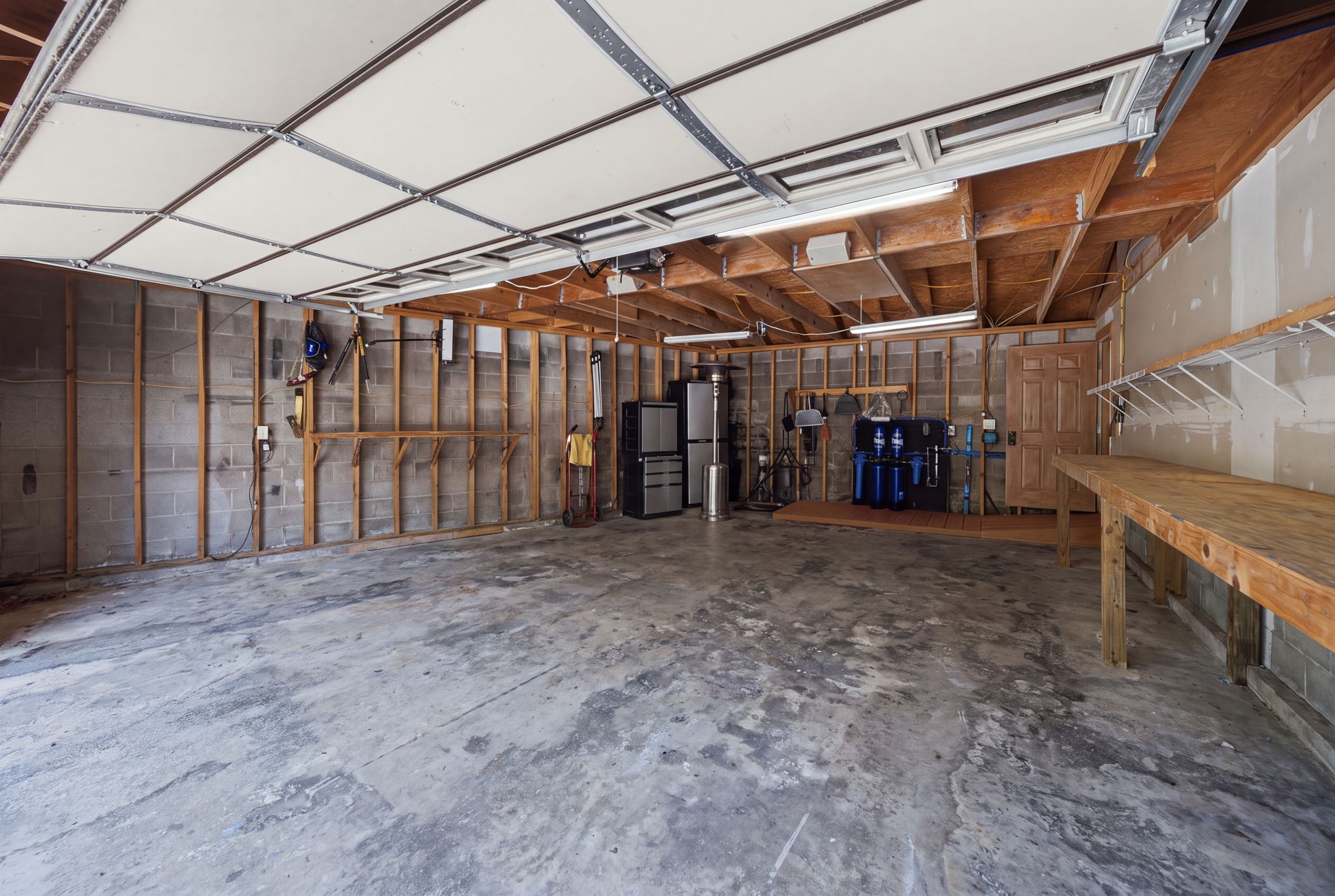 2029 Windy Ln Property Photo 34