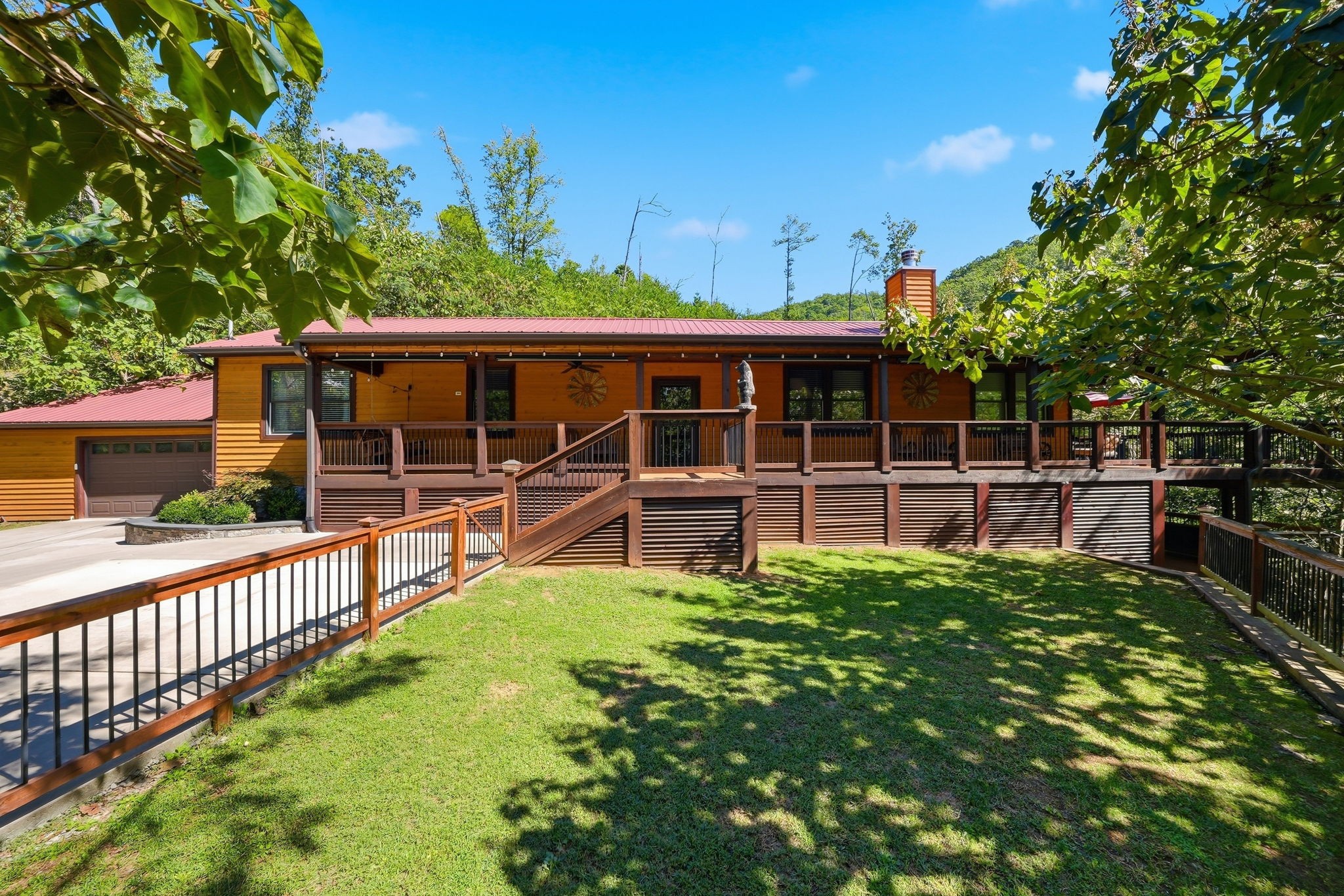 2029 Windy Ln Property Photo 45