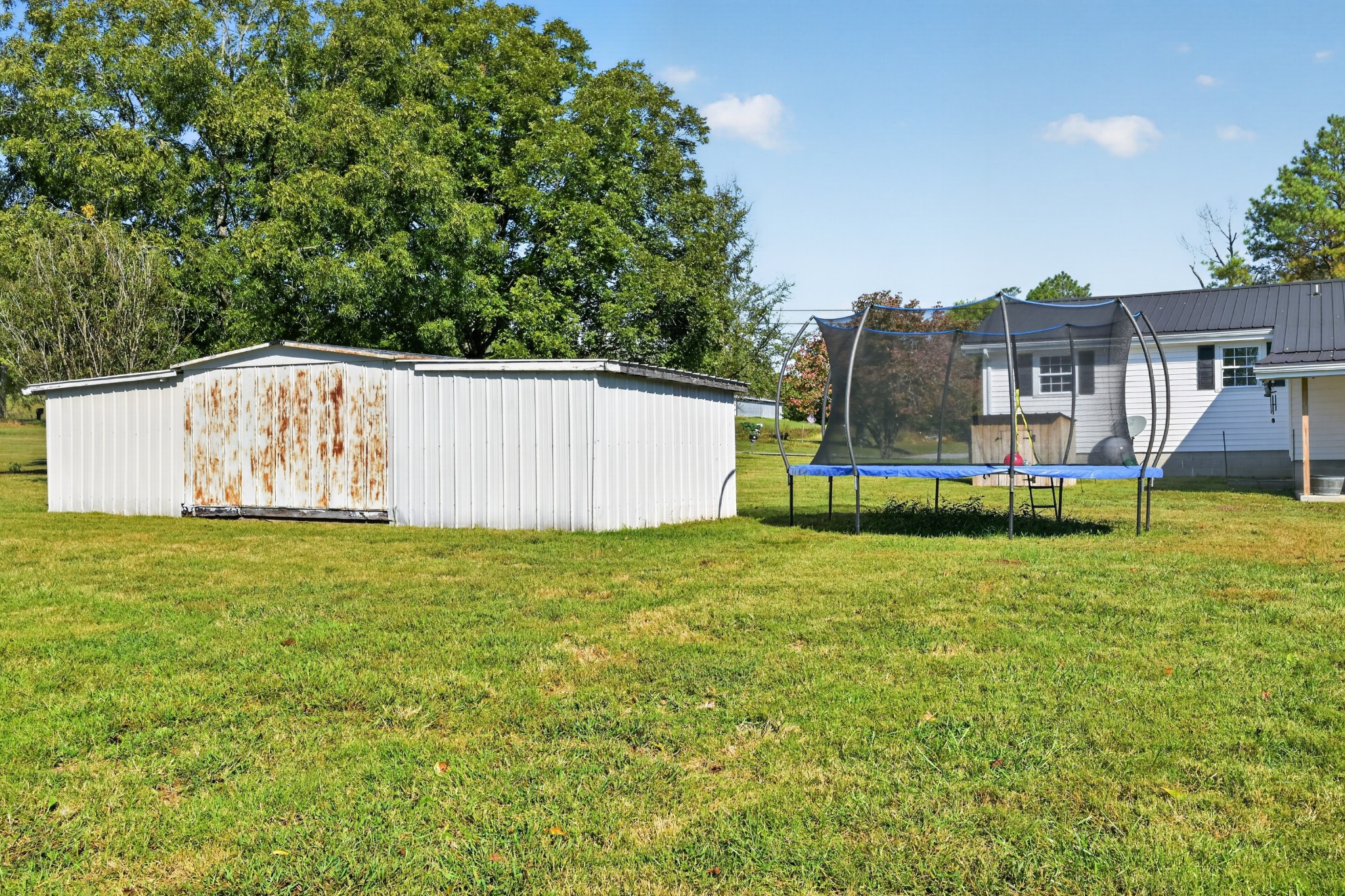 20 Phillips Ln Property Photo 25