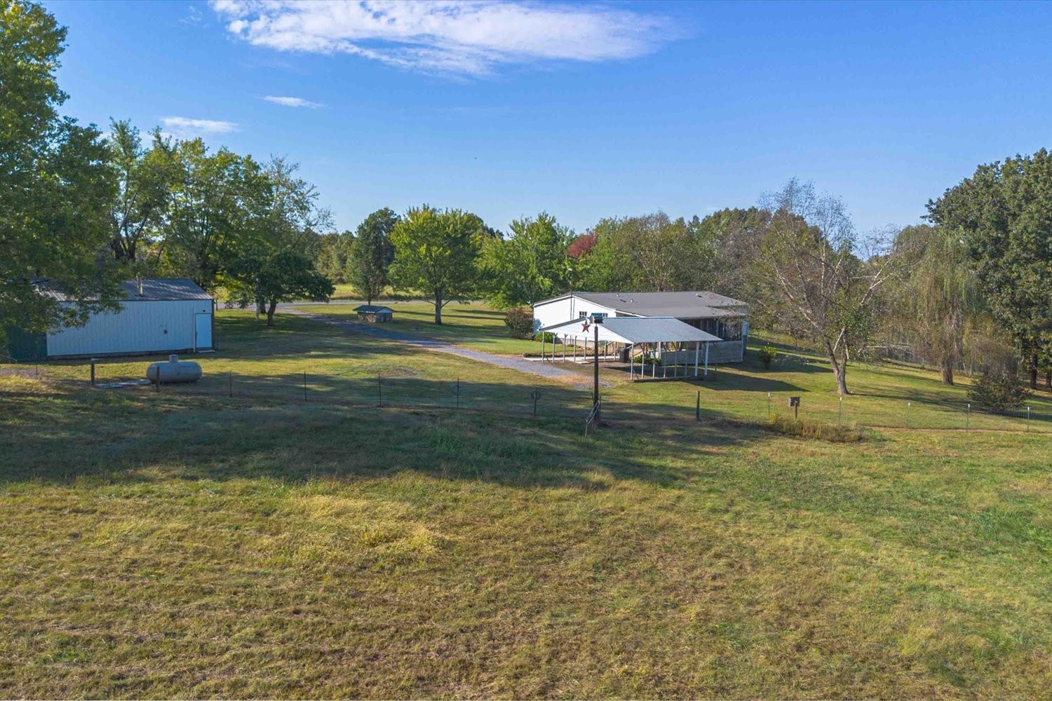 501 W George Durham Rd Property Photo 4