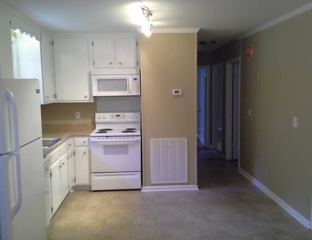 212 Sunny Acre Dr Property Photo 4