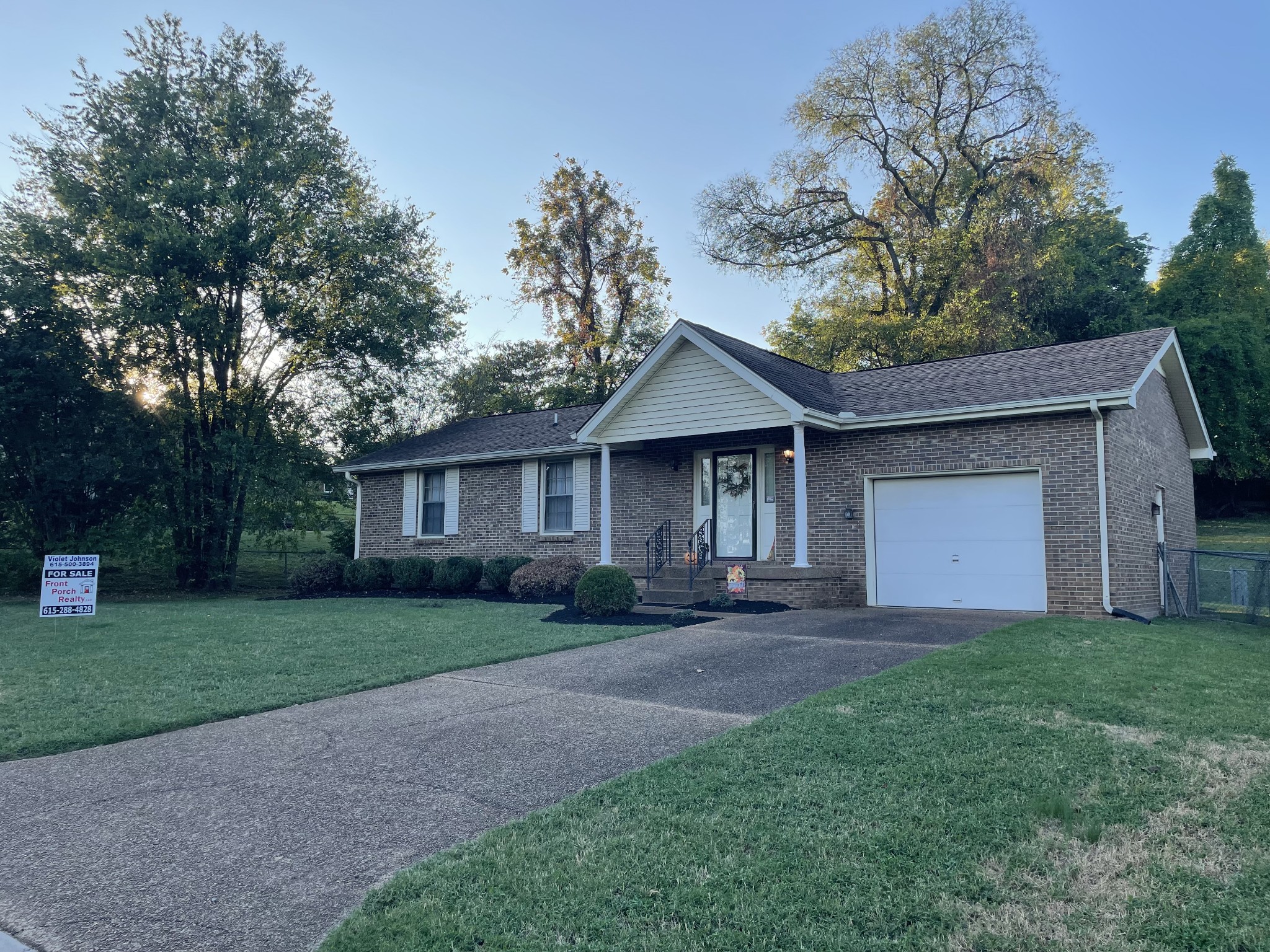 4804 Shasta Drive Property Photo 1
