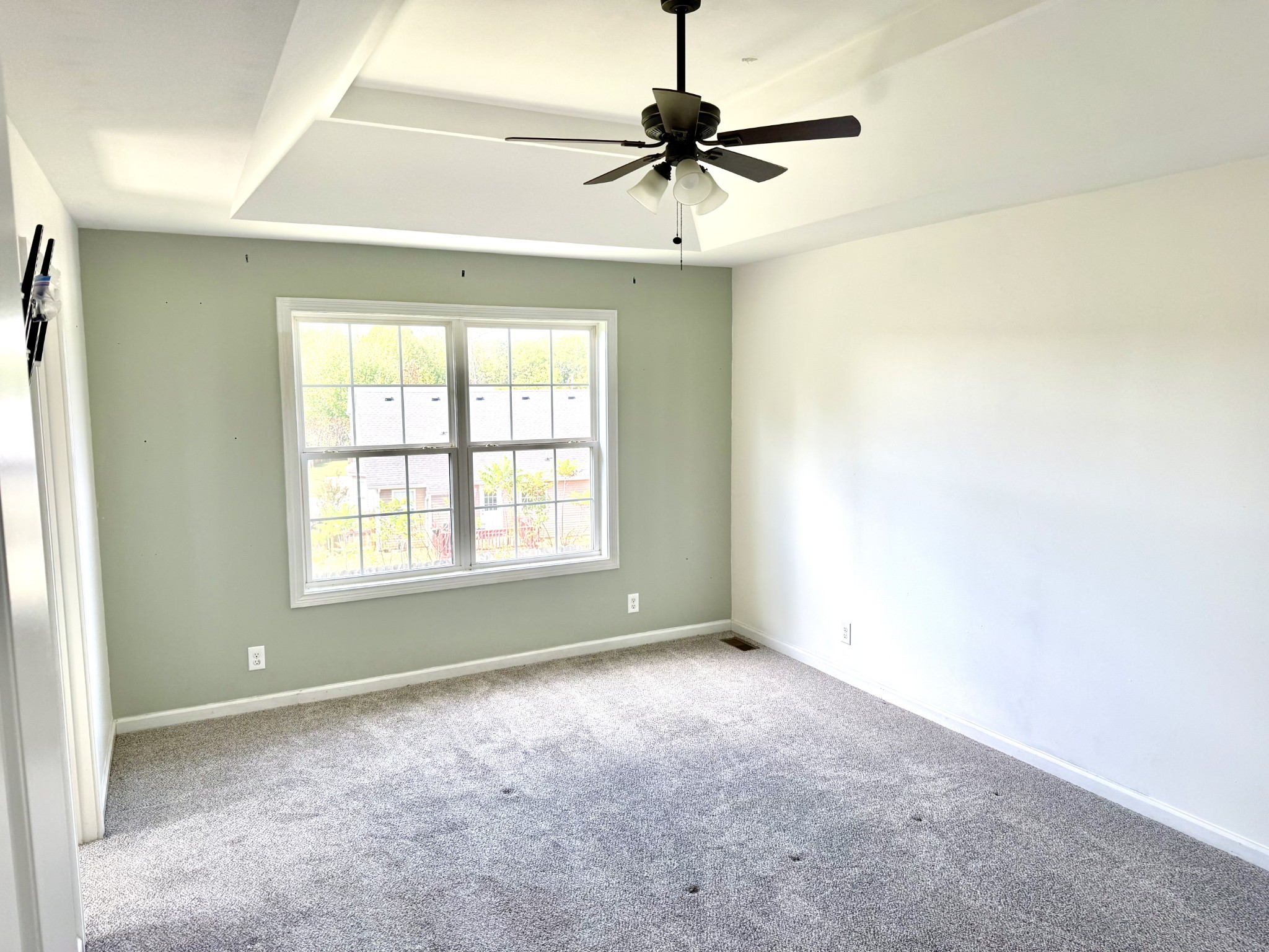 1388 Constitution Dr Property Photo 5