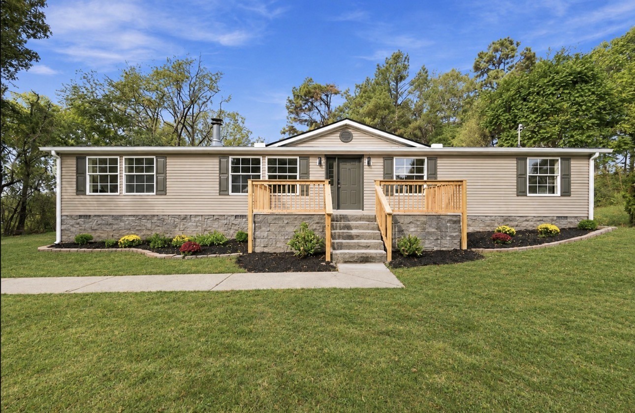 10663 Missionary Ridge Rd Property Photo 1