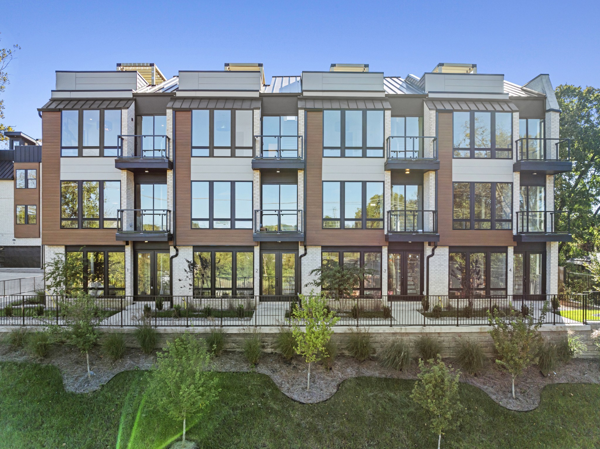 106 Grizzard Ave