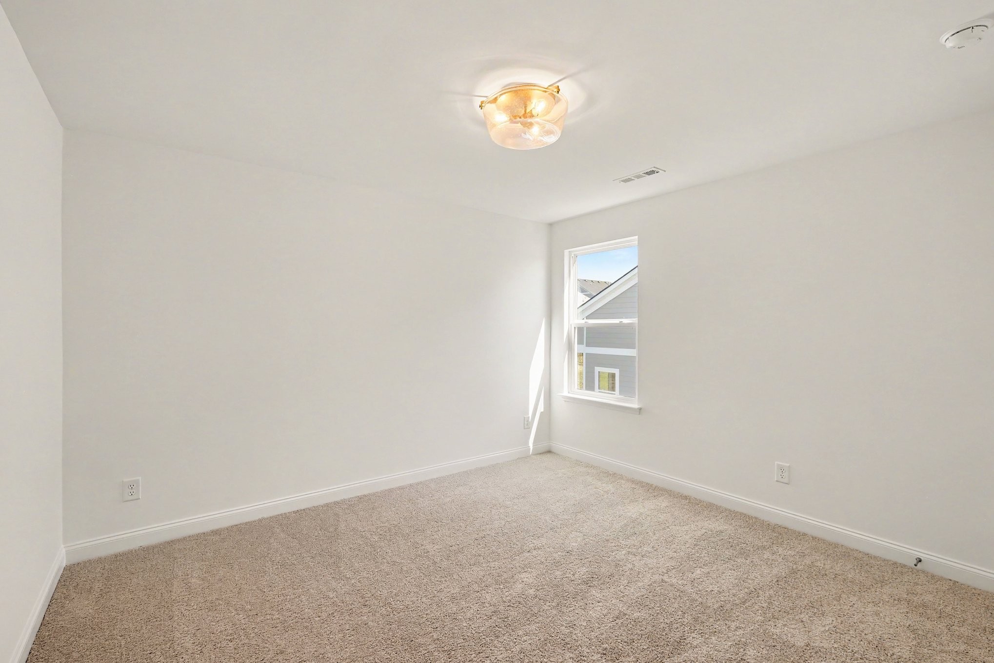 4633 Hessey Rd Property Photo 20