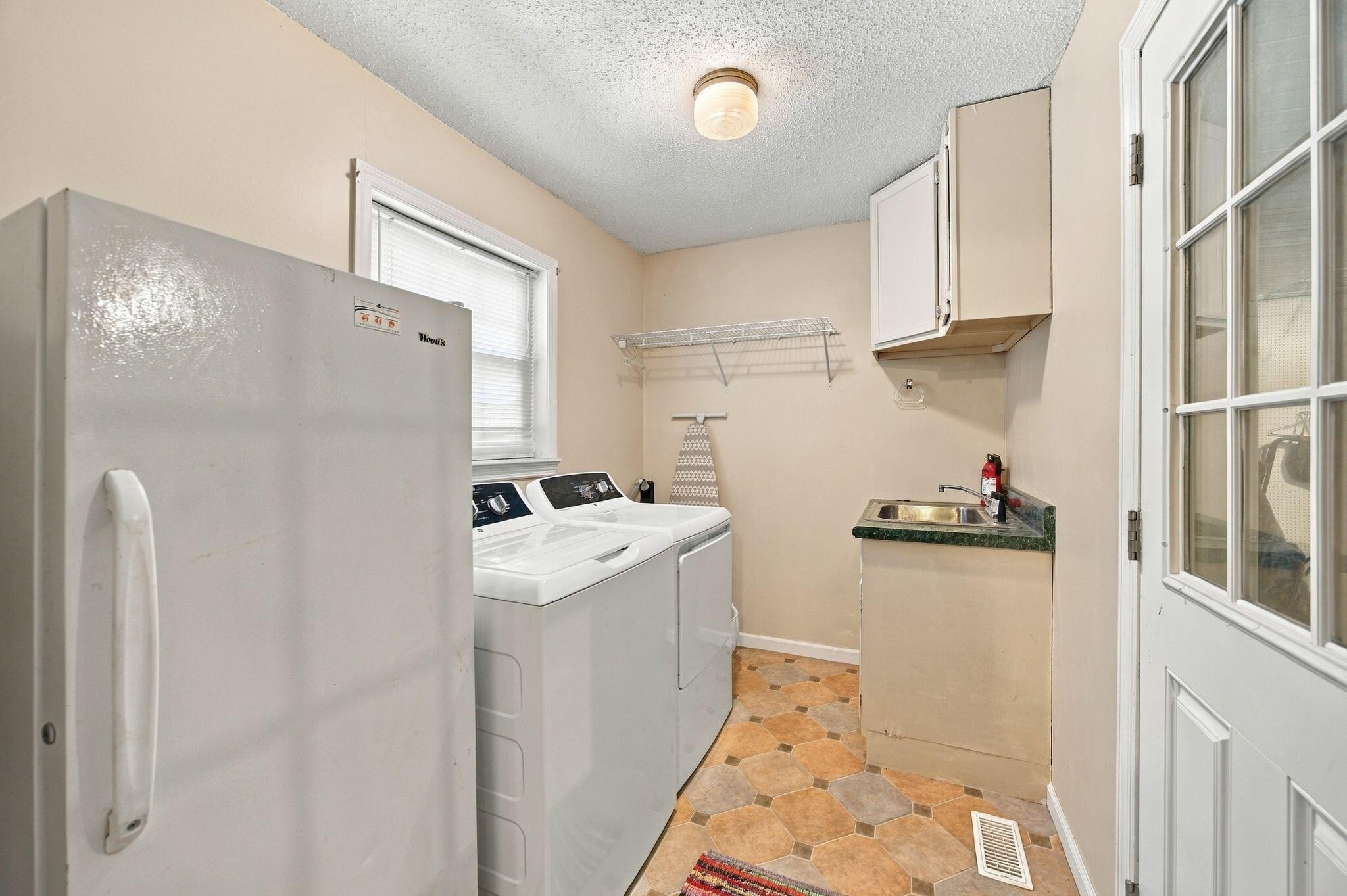 3343 Browndell Drive Property Photo 13