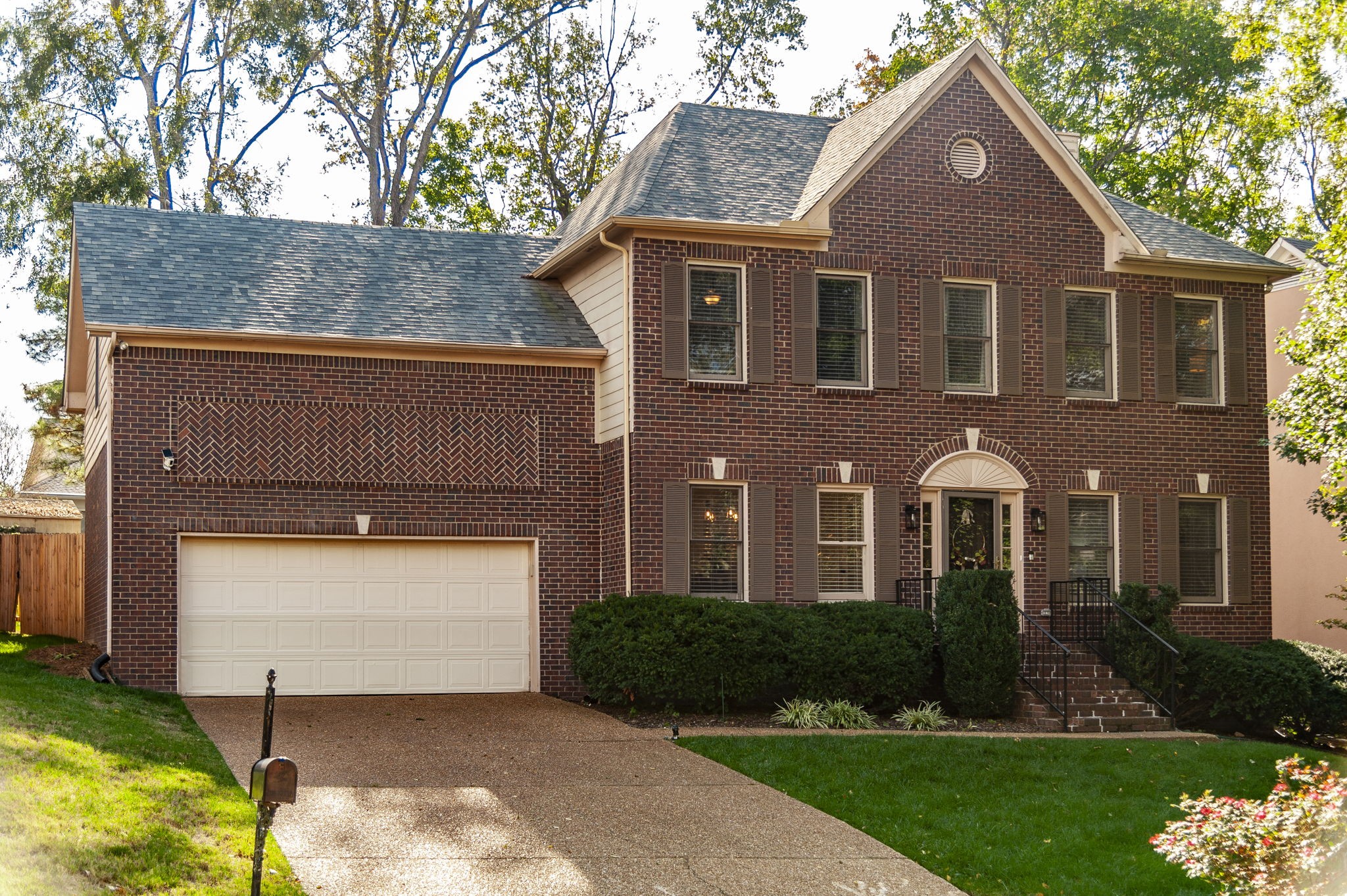 8420 Indian Hills Dr Property Photo 1
