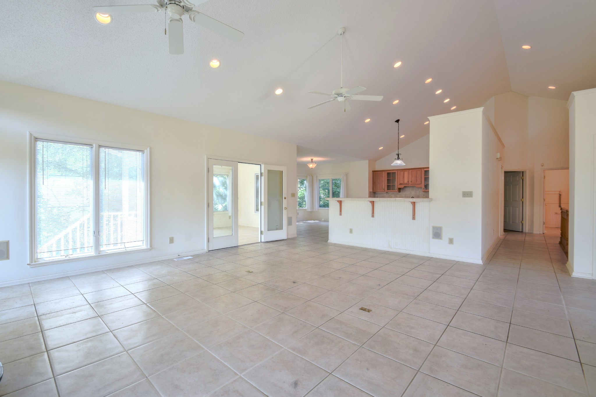 408 Ookedaliya Pl Property Photo 8