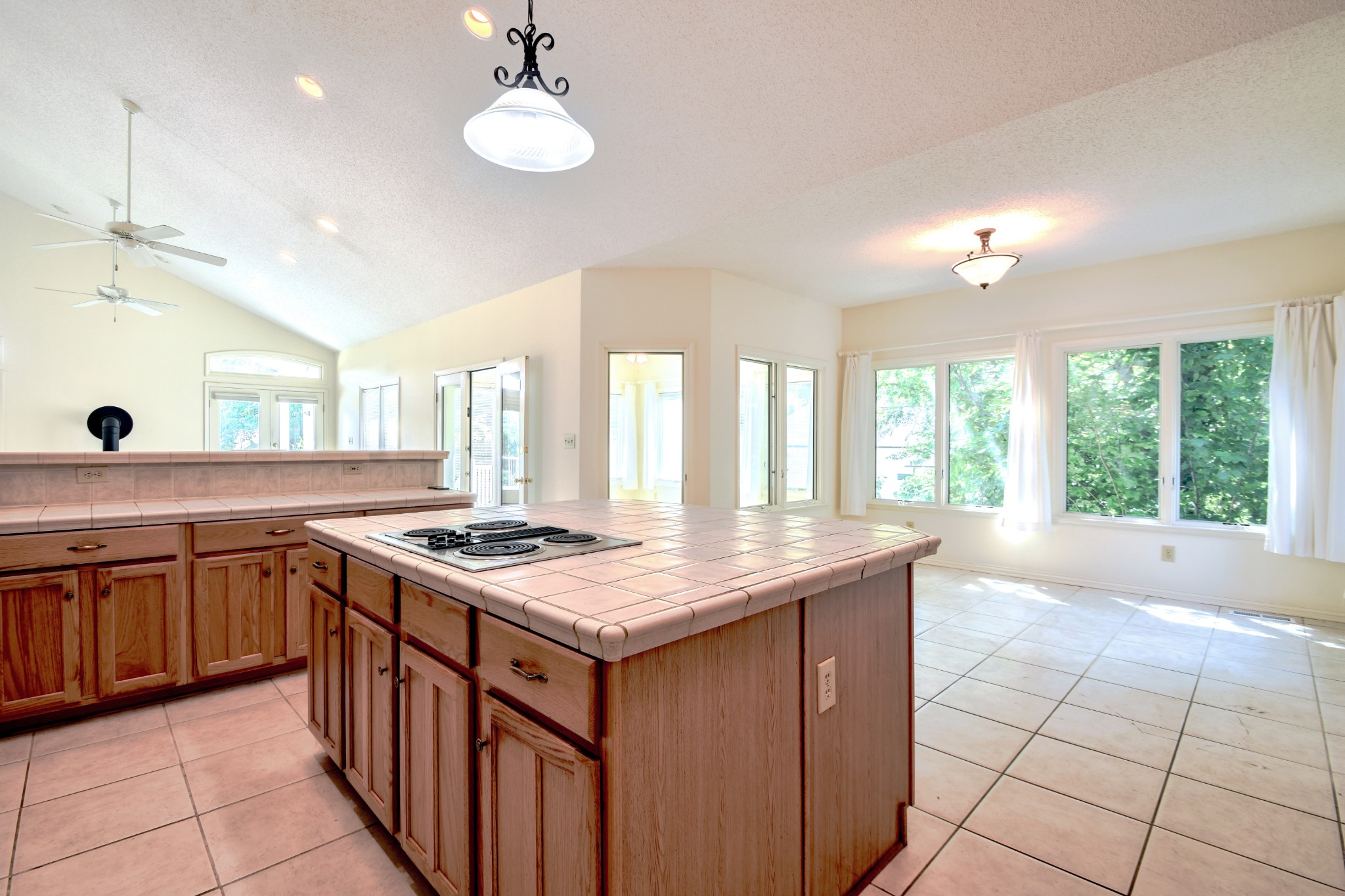 408 Ookedaliya Pl Property Photo 9